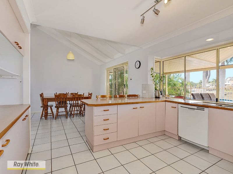 24 Intrepid Court, NEWPORT QLD 4020, Newport - Thumbnail 6