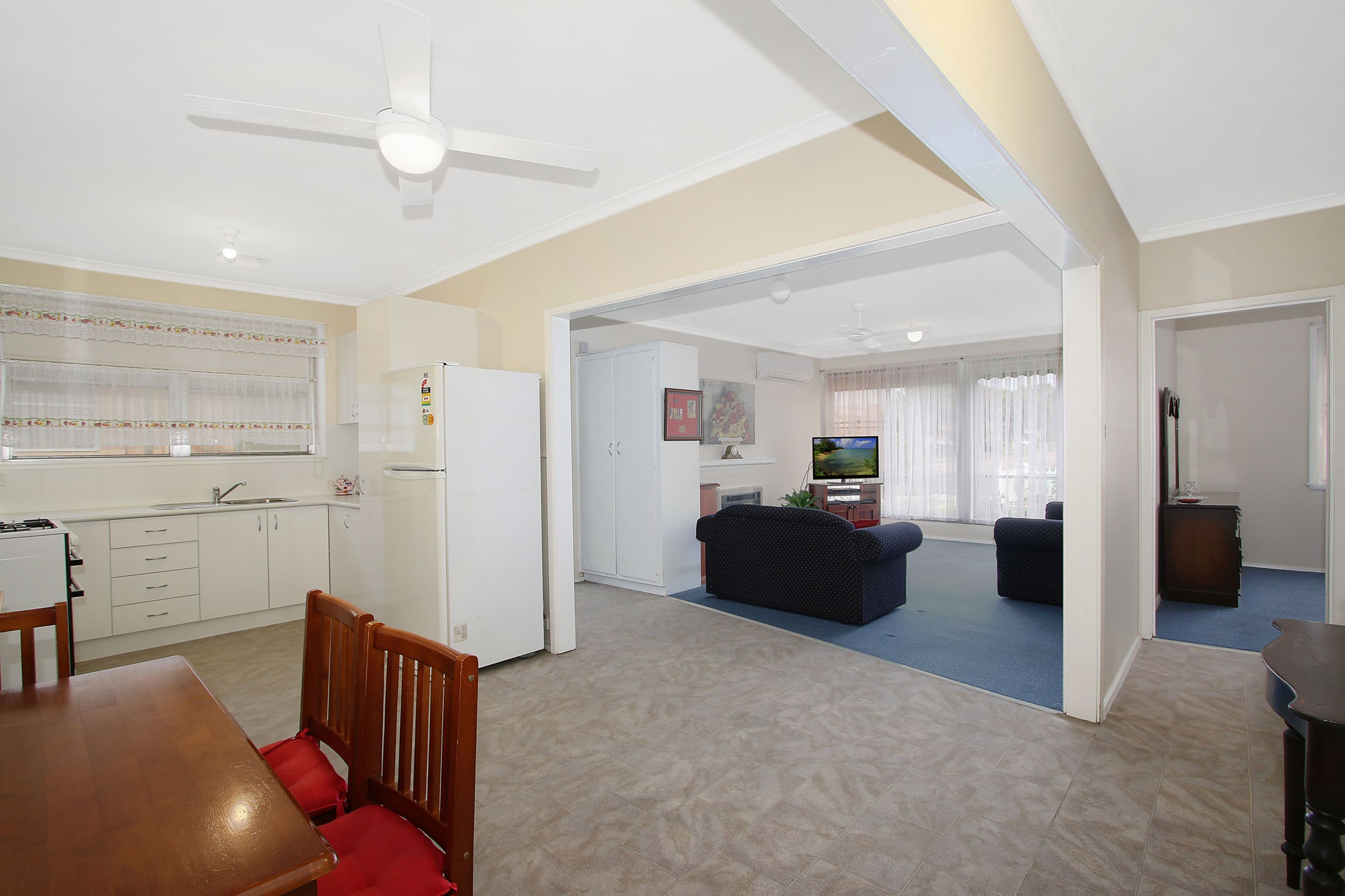 26 Lindsay Street, Wodonga VIC 3690, Wodonga - Thumbnail 4