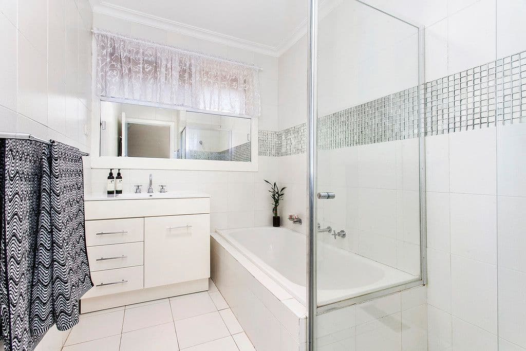123 McFadzean Avenue, RESERVOIR VIC 3073, Reservoir - Thumbnail 6