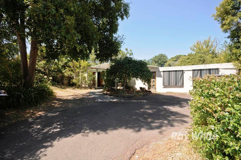 84 Kathryn Road, KNOXFIELD VIC 3180, Knoxfield - Thumbnail 2