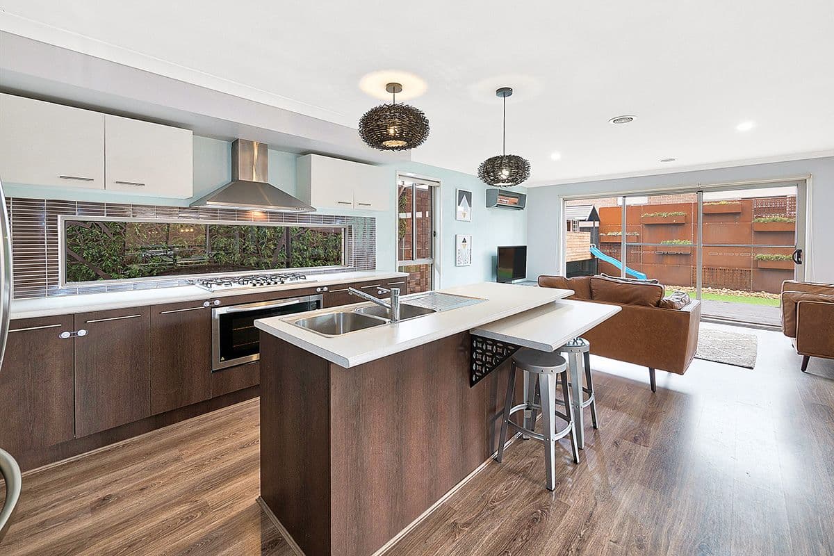 11 Nobel Drive, Cranbourne West VIC 3977, Cranbourne West - Thumbnail 2