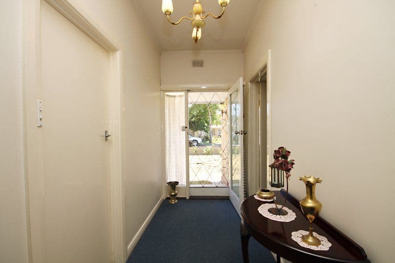 6 Cranbrook Avenue, UNDERDALE SA 5032, Underdale - Thumbnail 2