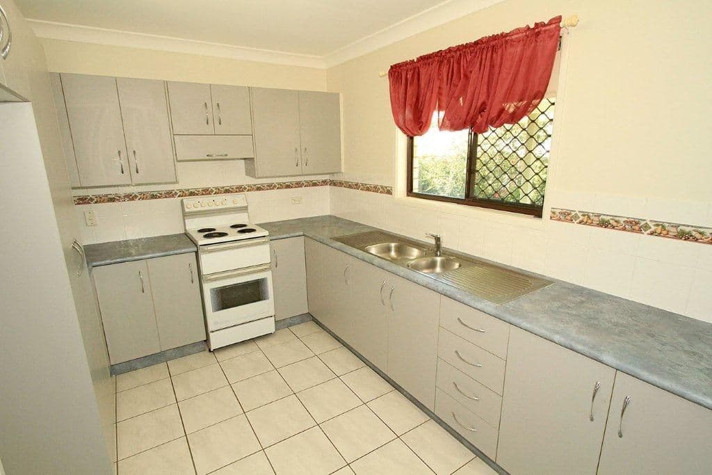 38 Kingfisher Parade, NORMAN GARDENS QLD 4701, Norman Gardens - Thumbnail 6
