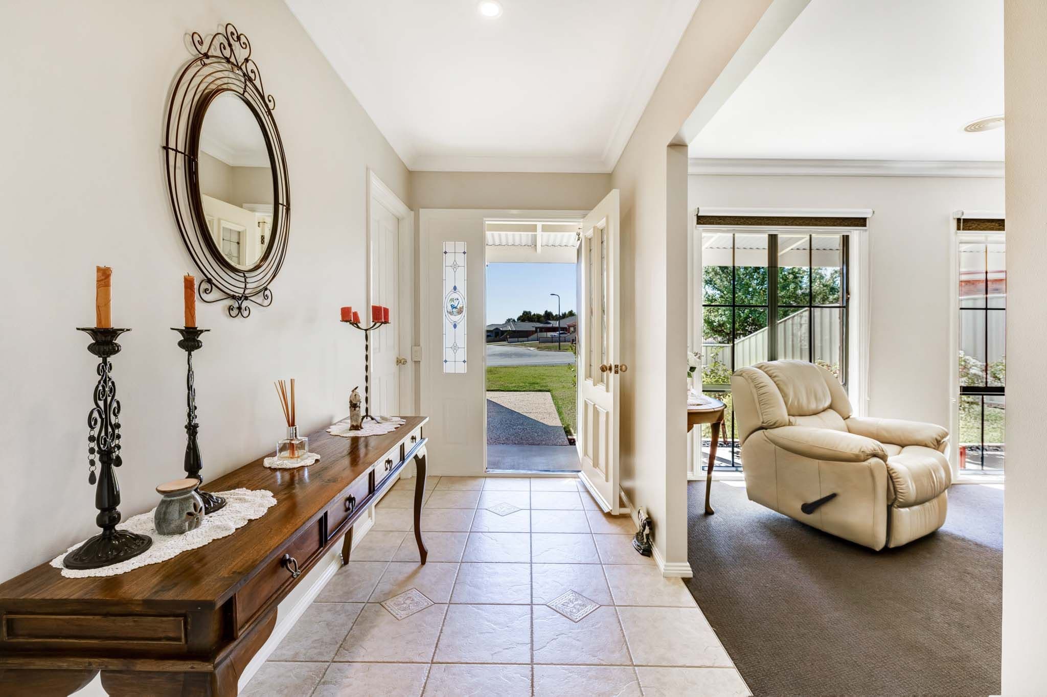 15 Muscat Court, Rutherglen VIC 3685, Rutherglen - Thumbnail 2
