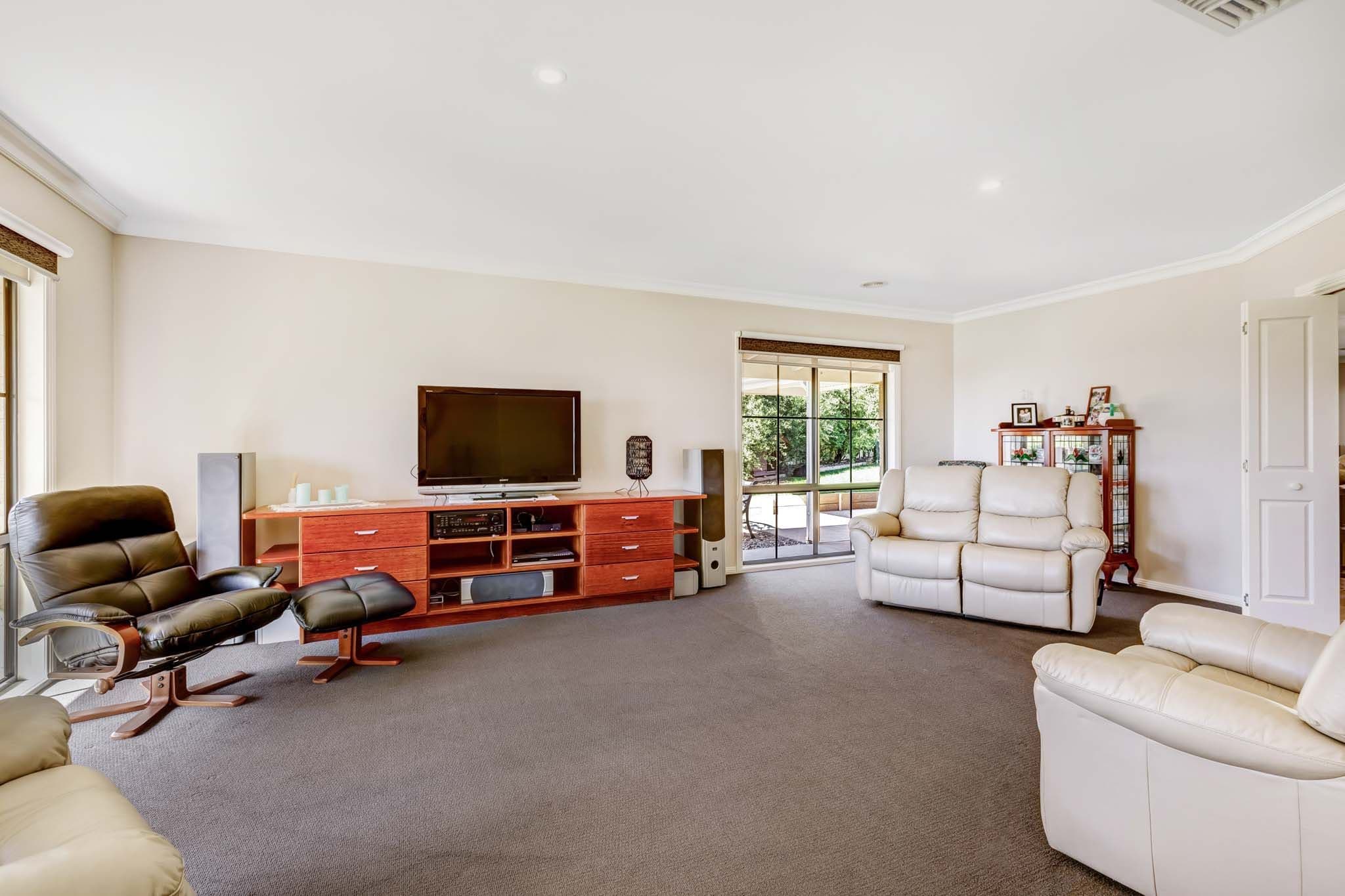 15 Muscat Court, Rutherglen VIC 3685, Rutherglen - Thumbnail 4