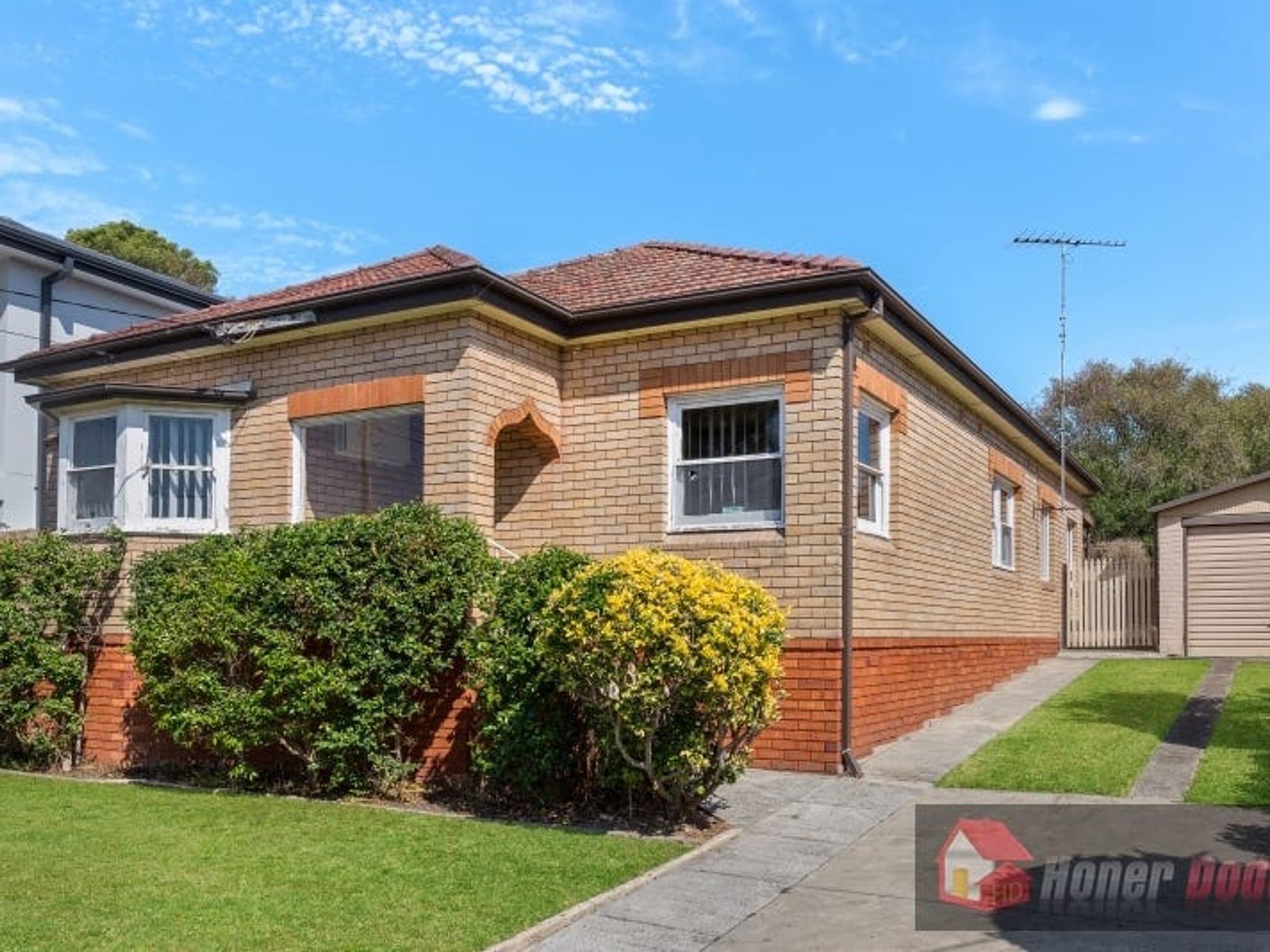 8 Lobb Crescent, Beverley Park, Beverley Park - Thumbnail 2