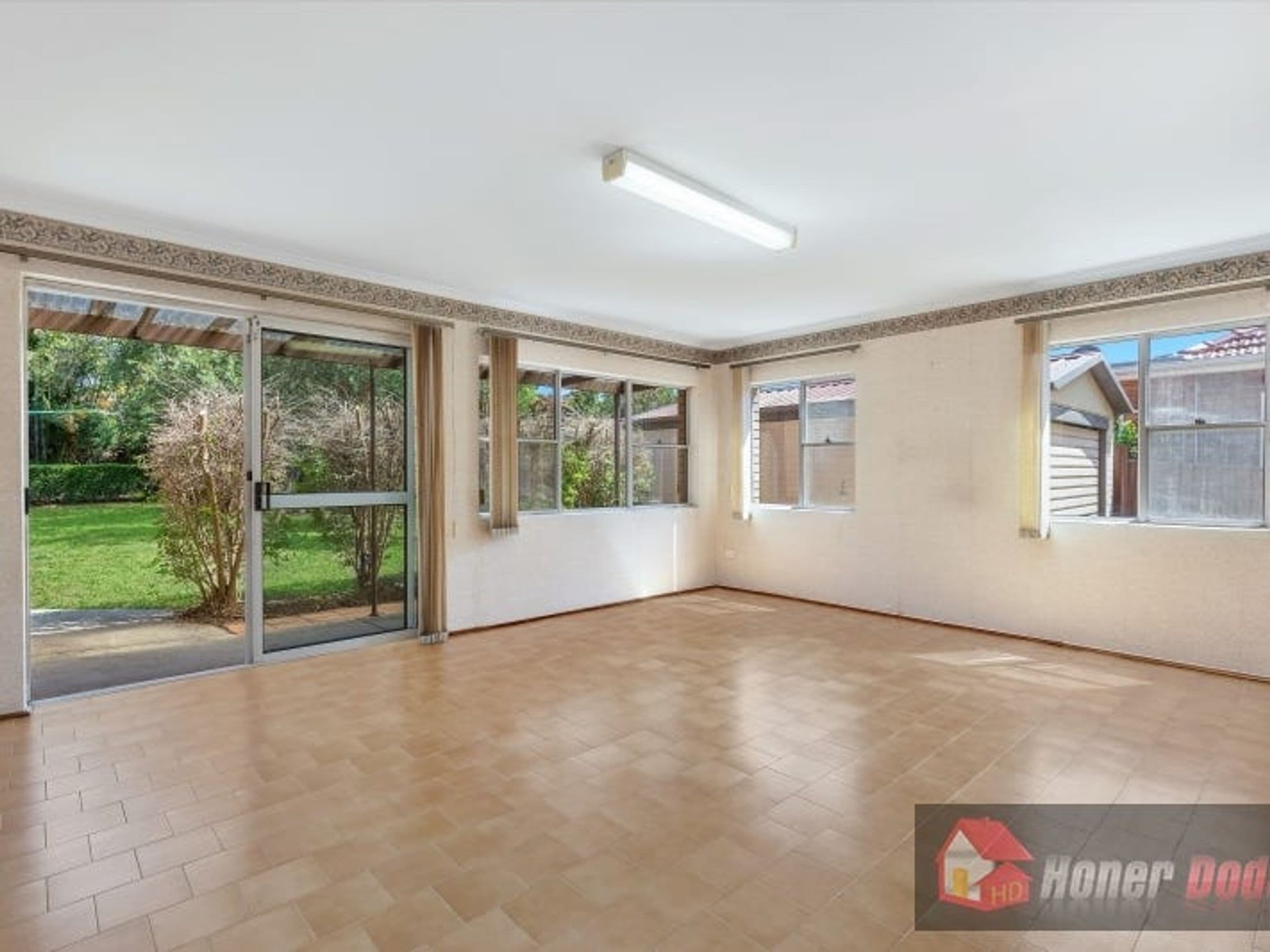 8 Lobb Crescent, Beverley Park, Beverley Park - Thumbnail 5