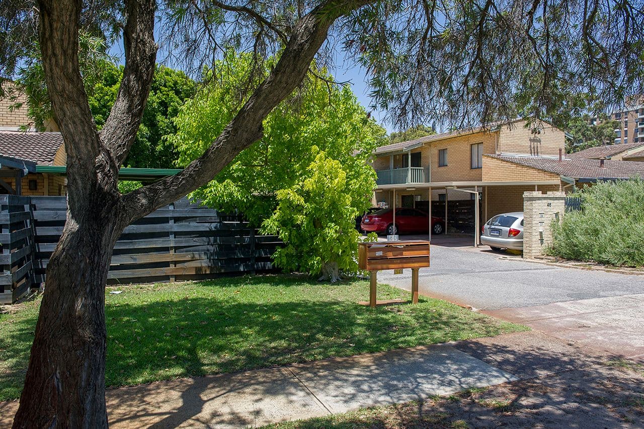 46 Pollard Street, Glendalough WA 6016, Glendalough - Thumbnail 2