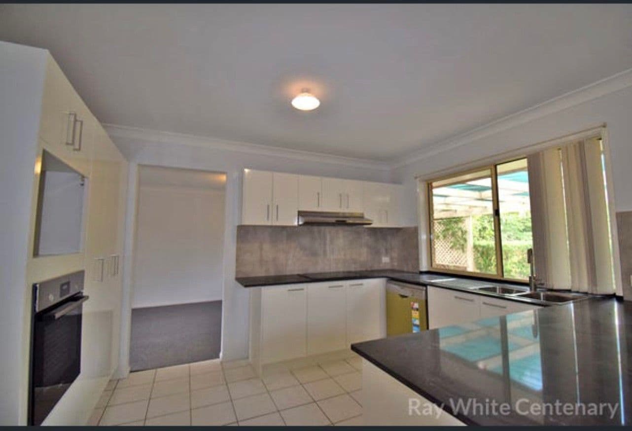 27 Evergreen Place, Forest Lake QLD 4078, Forest Lake - Thumbnail 3