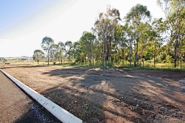 Lot 15 Liz Kernohan Drive, ELDERSLIE NSW 2570, Elderslie - Thumbnail 2