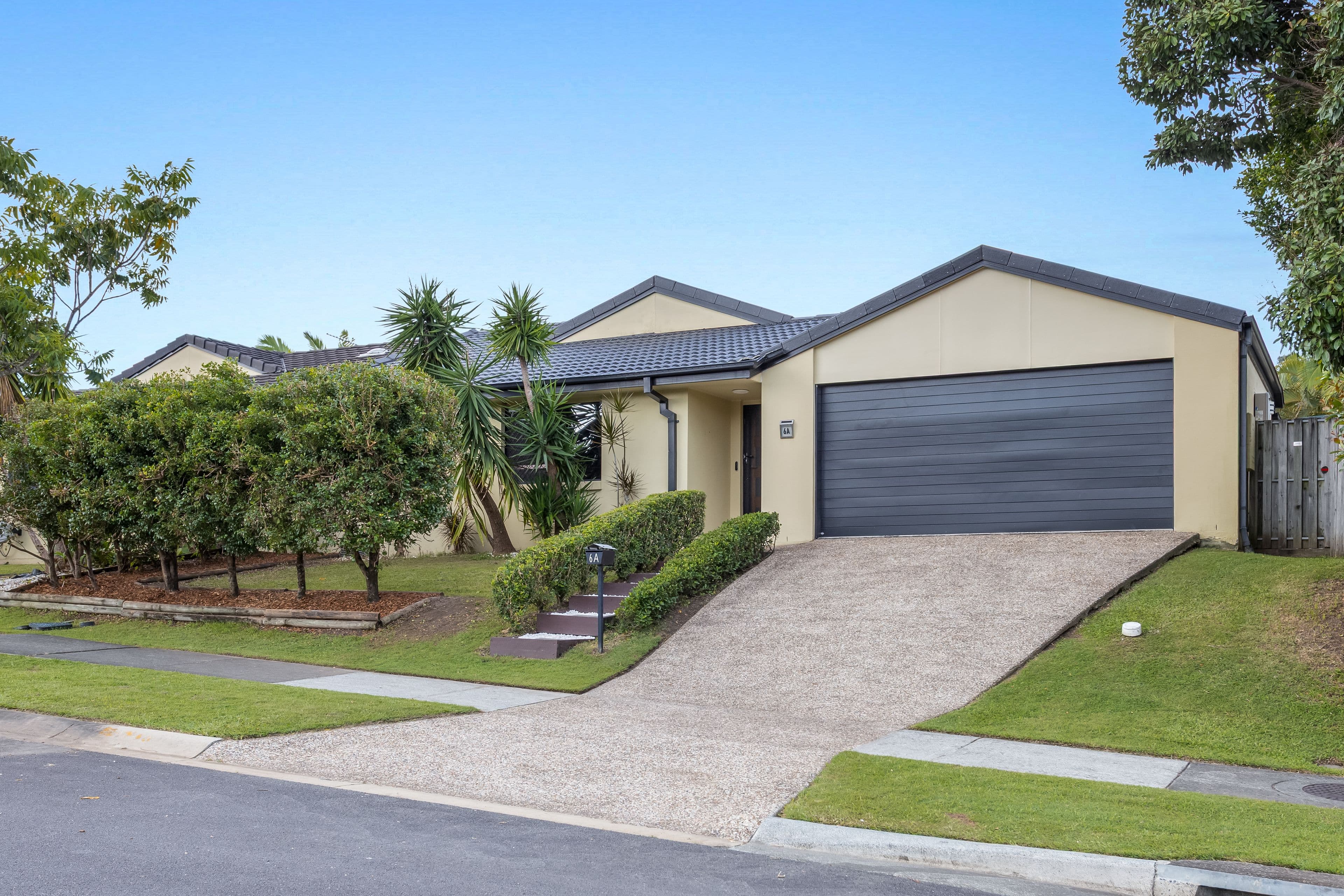 6A Gascoyne Street, Pacific Pines QLD 4211, Pacific Pines - Thumbnail 2