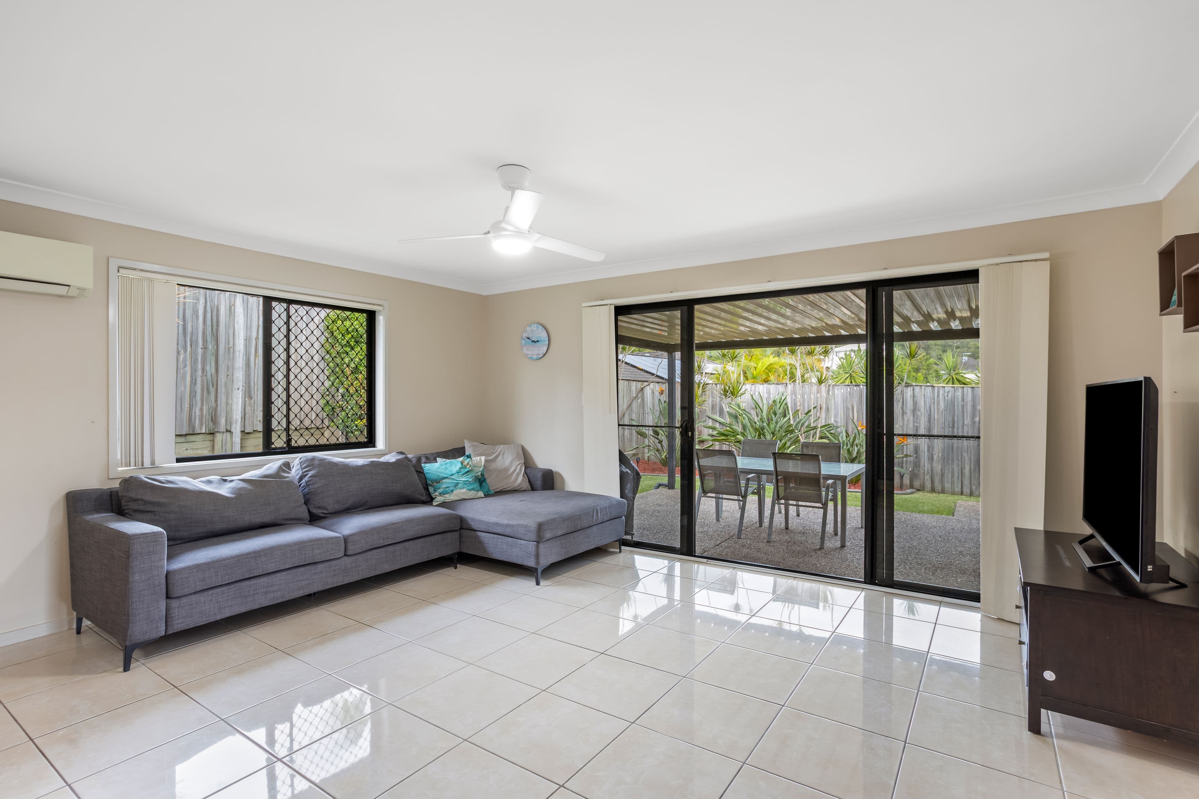 6A Gascoyne Street, Pacific Pines QLD 4211, Pacific Pines - Thumbnail 3