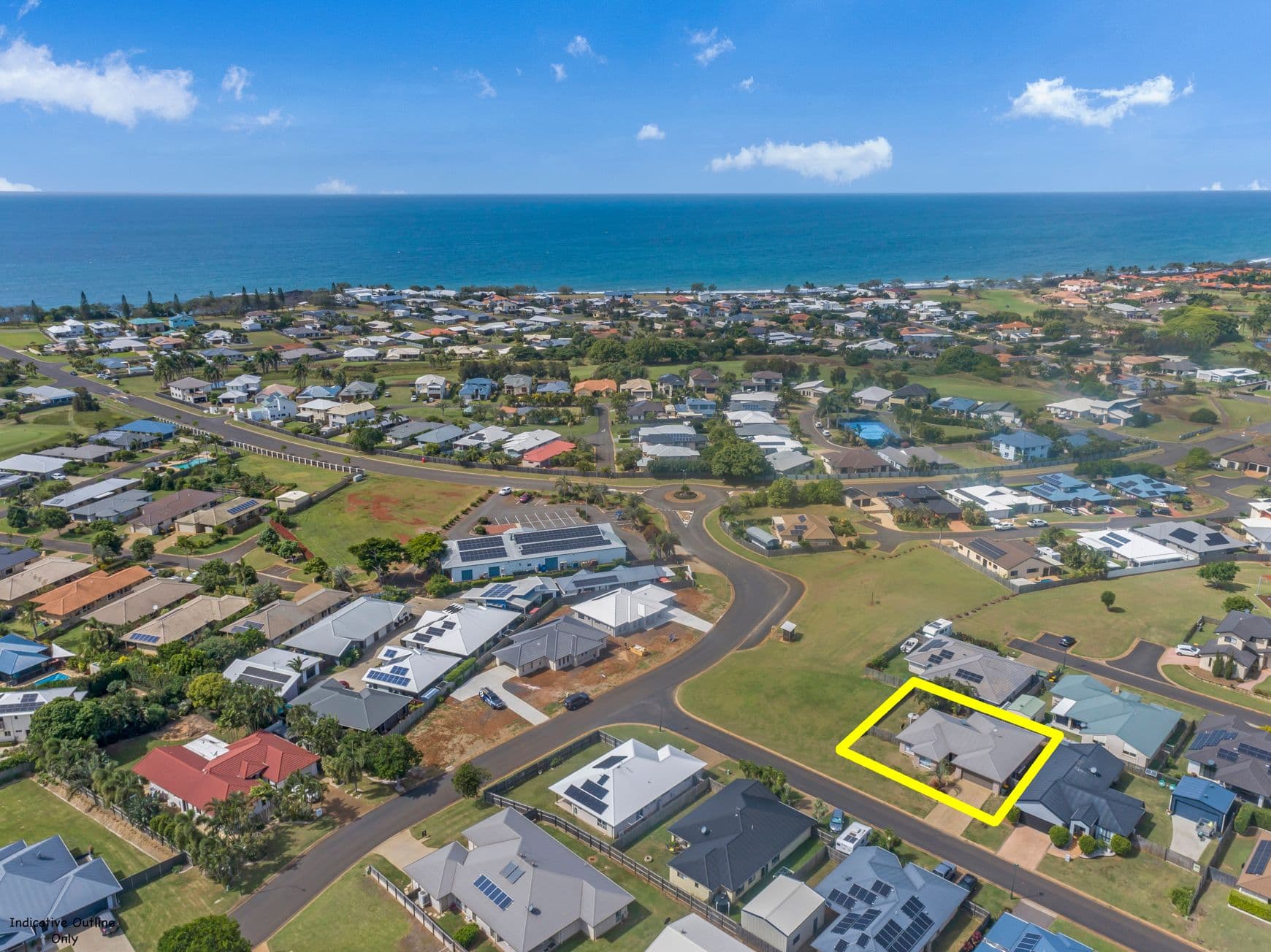 3 Toppers Drive, Coral Cove QLD 4670, Coral Cove - Thumbnail 2