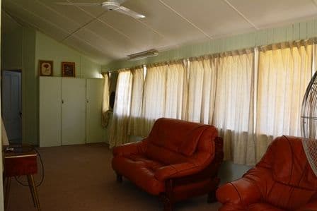 16 Hawthorn Street, Blackall QLD 4472, Blackall - Thumbnail 3