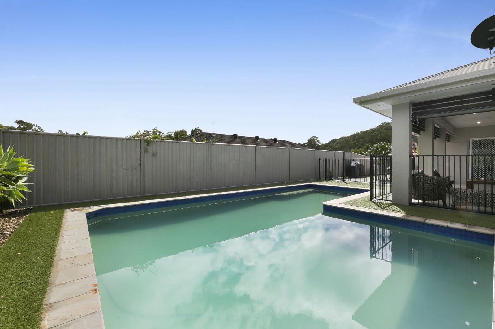 5 Boogaerdt Rise, Bonogin QLD 4213, Bonogin - Image 1
