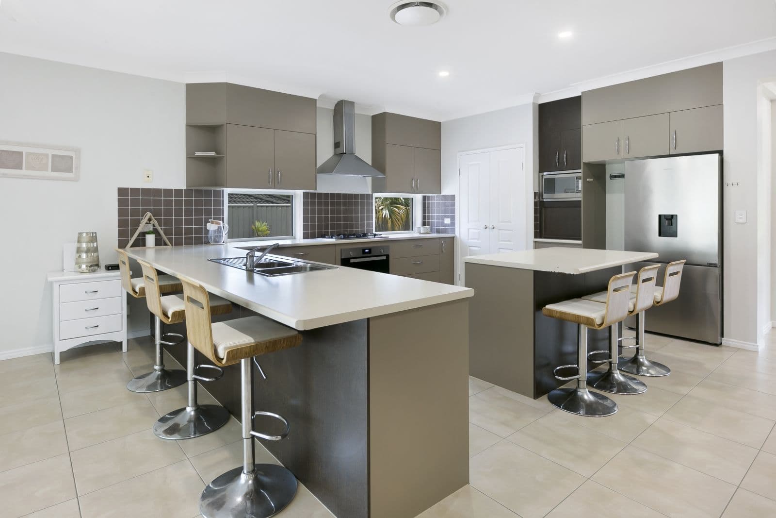 5 Boogaerdt Rise, Bonogin QLD 4213, Bonogin - Thumbnail 5