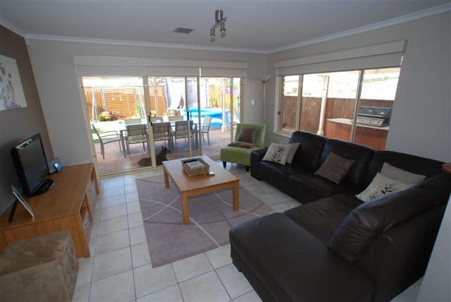 14 Peppermint Close, GREENWITH SA 5125, Greenwith - Thumbnail 2