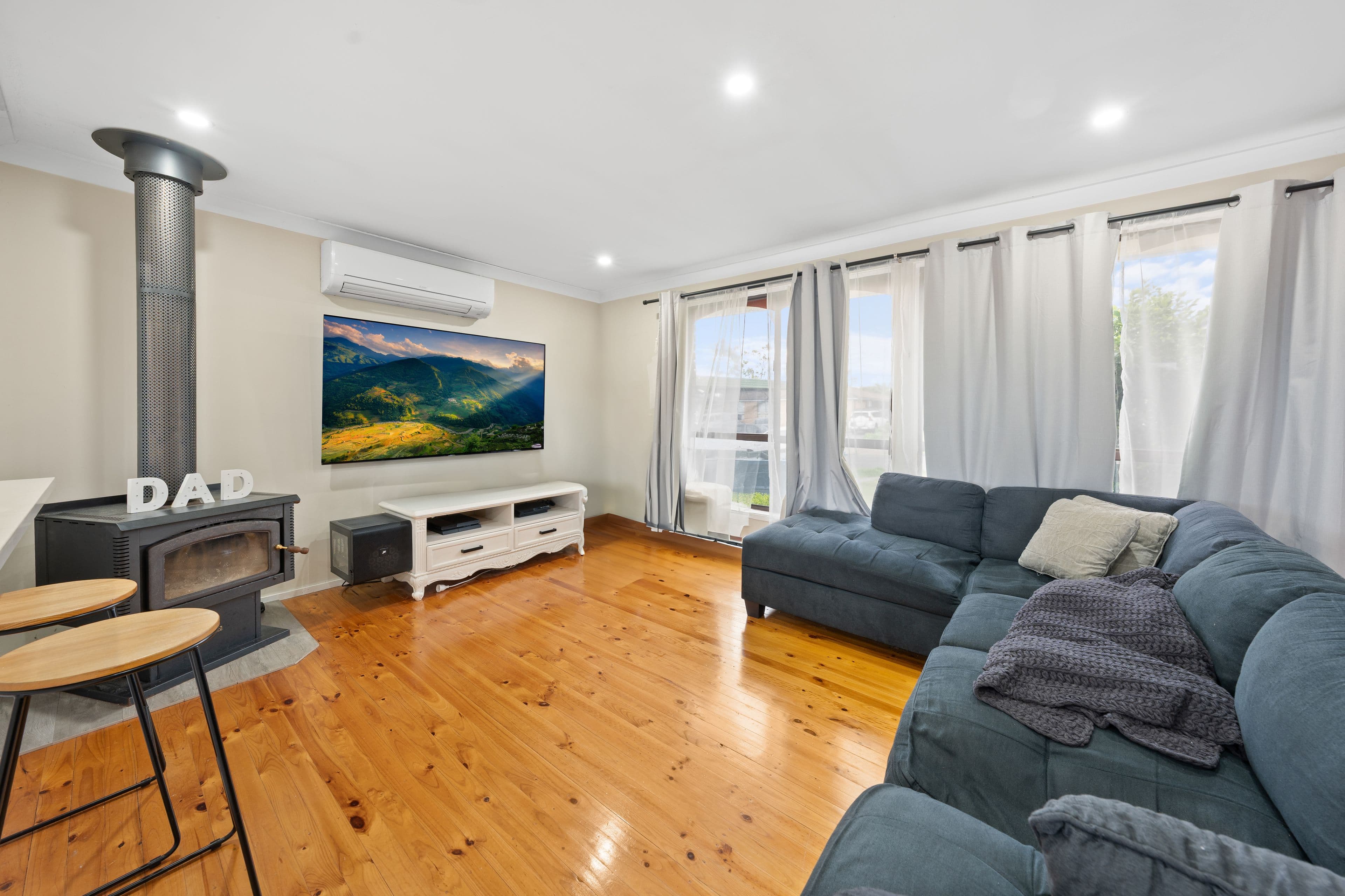 11 Macaulay Street, Wetherill Park NSW 2164, Wetherill Park - Thumbnail 2