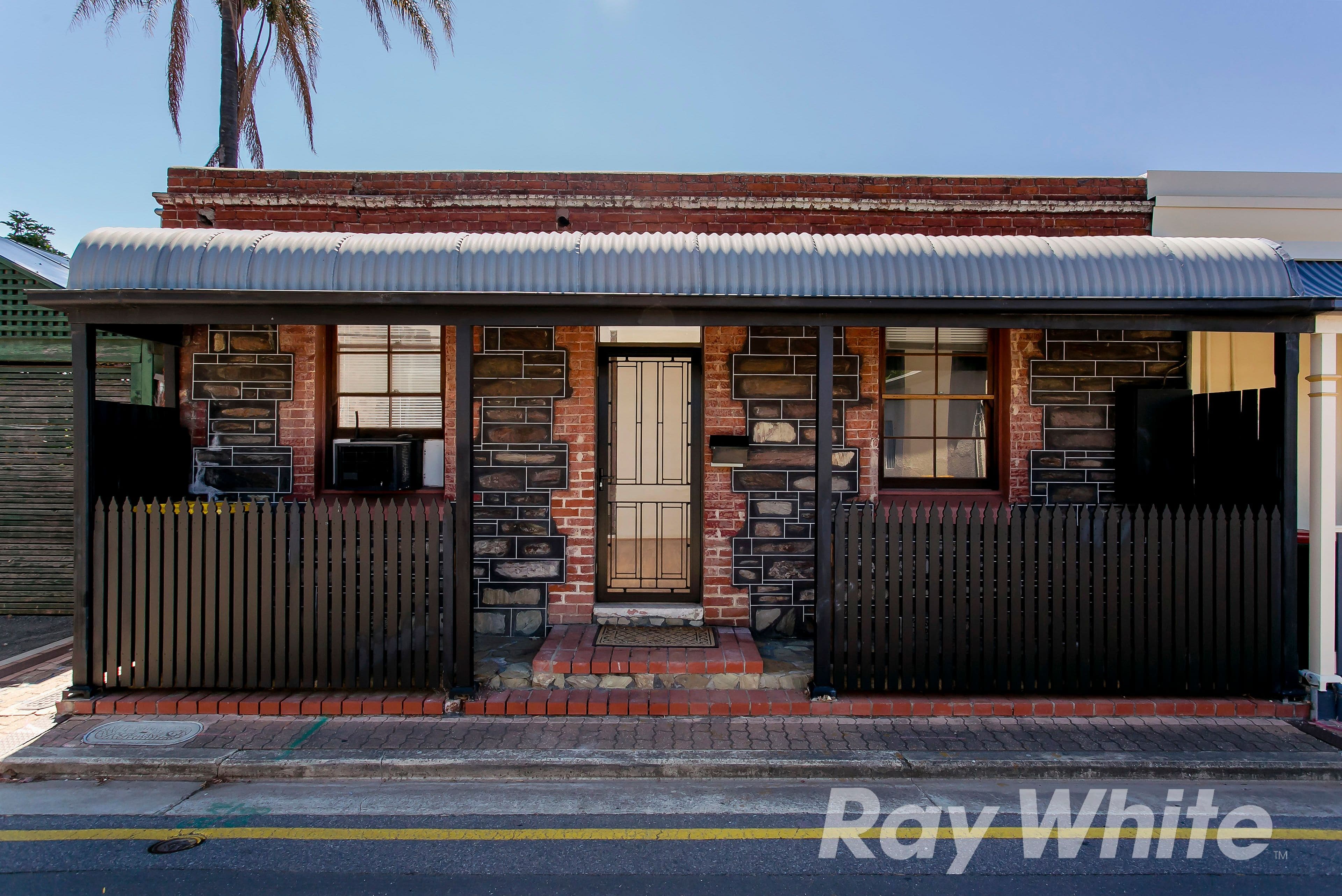 8 Gray Court, Adelaide SA 5000, Adelaide - Thumbnail 2