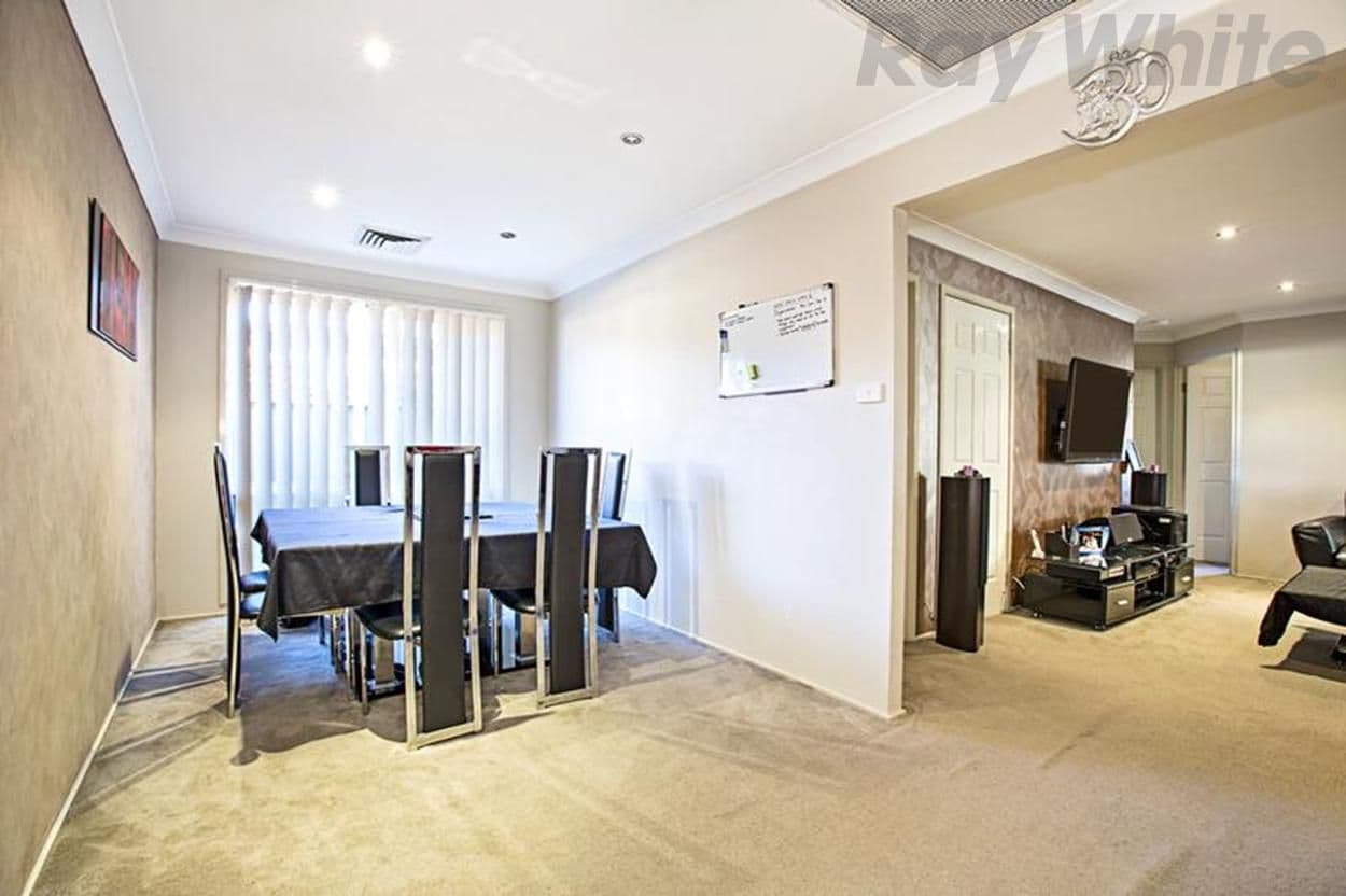 31 Merriwa Avenue, HOXTON PARK NSW 2171, Hoxton Park - Thumbnail 3