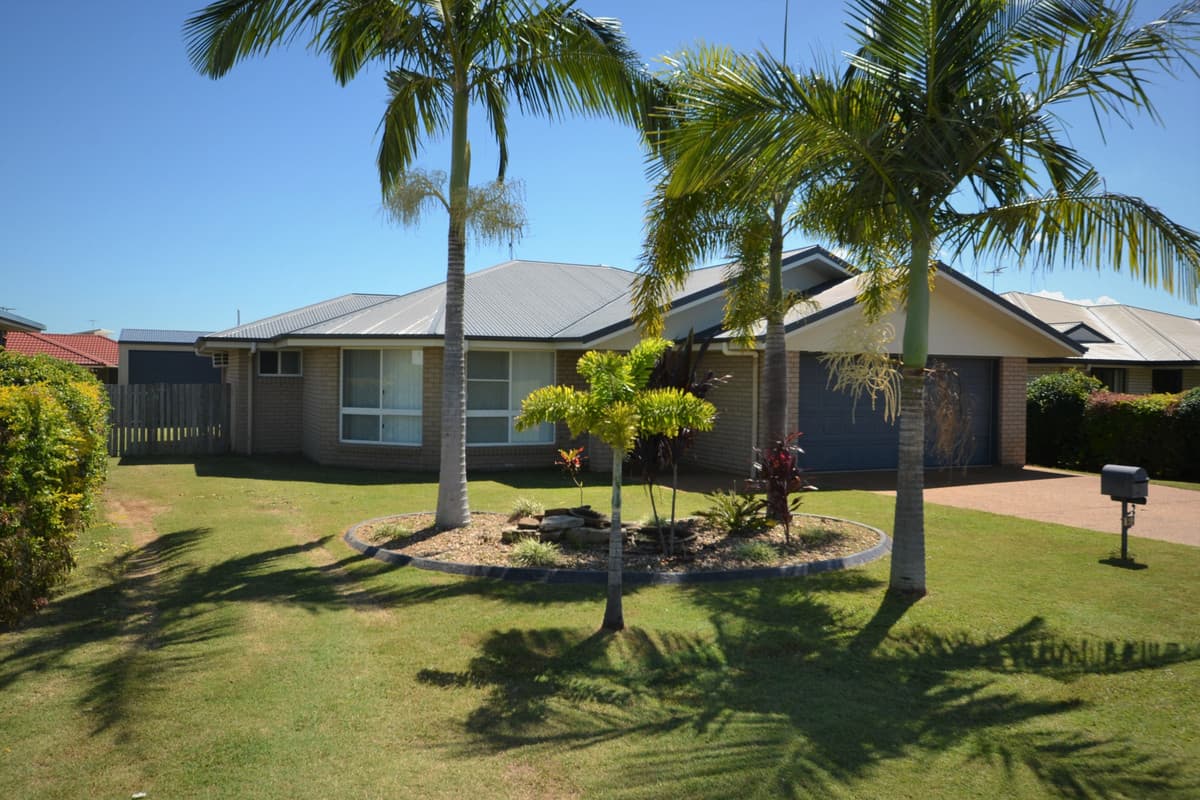 12 Joseph Street, GRACEMERE, Haywards Bay - Thumbnail 3