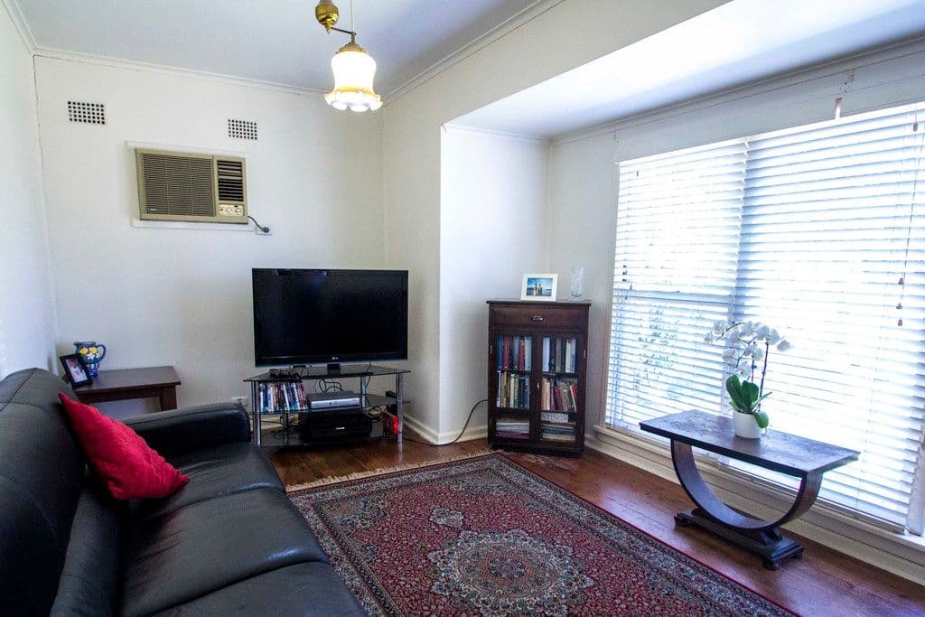 8 Geddes Place, Cabramatta West - Thumbnail 3