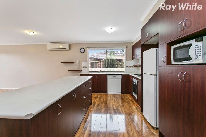 16 Yellow Gum Drive, Pakenham VIC 3810, Pakenham - Thumbnail 7
