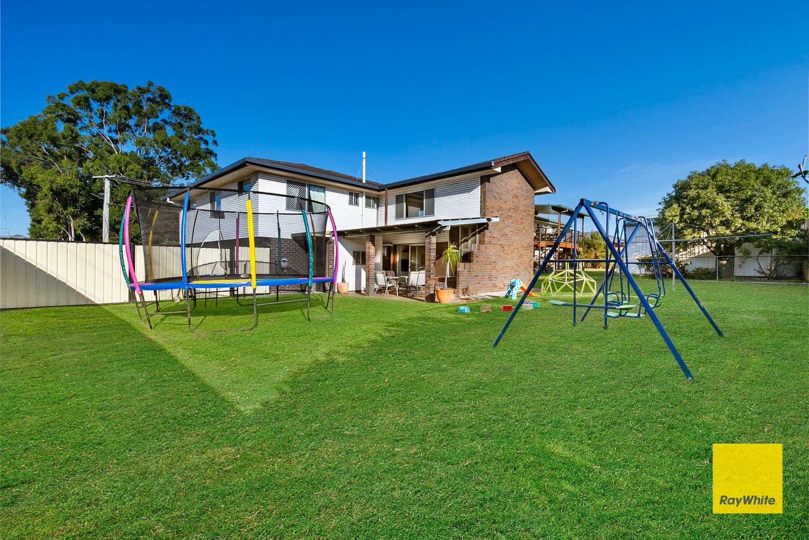 16 Denice Street, Birkdale QLD 4159, Birkdale - Thumbnail 2