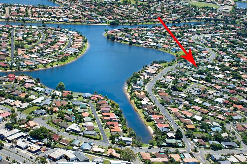 29 Curlew Crescent, BURLEIGH WATERS QLD 4220, Burleigh Waters - Thumbnail 2
