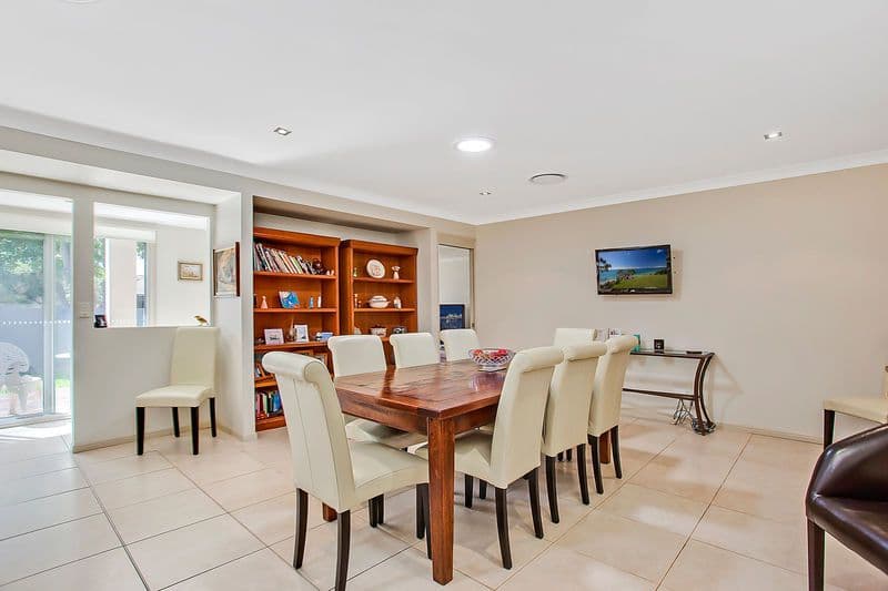 29 Curlew Crescent, BURLEIGH WATERS QLD 4220, Burleigh Waters - Thumbnail 5