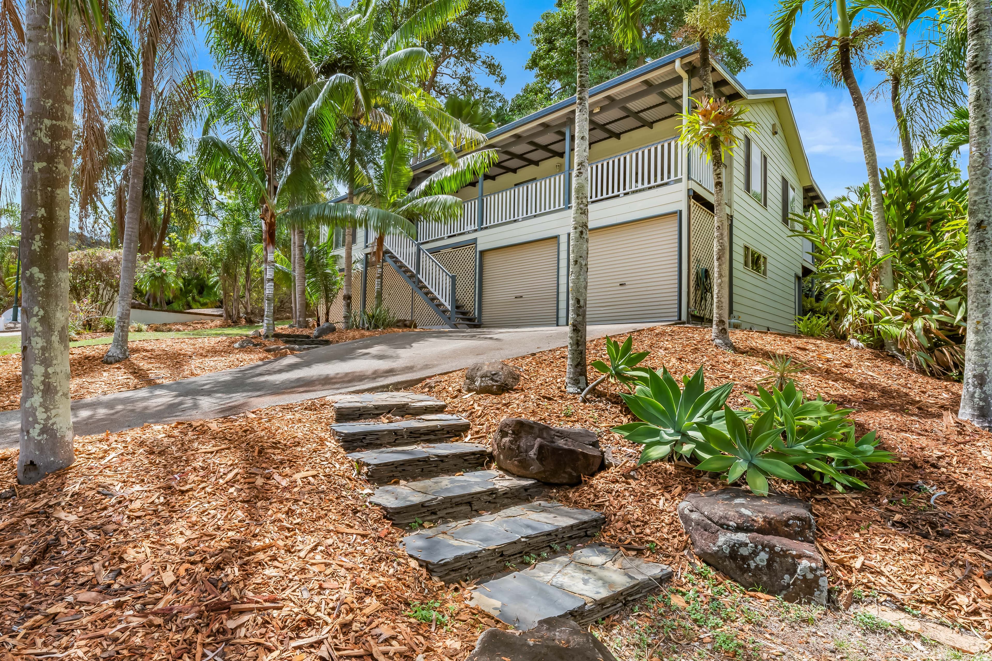 2 Hamilton Avenue, Cannonvale QLD 4802, Cannonvale - Image 1