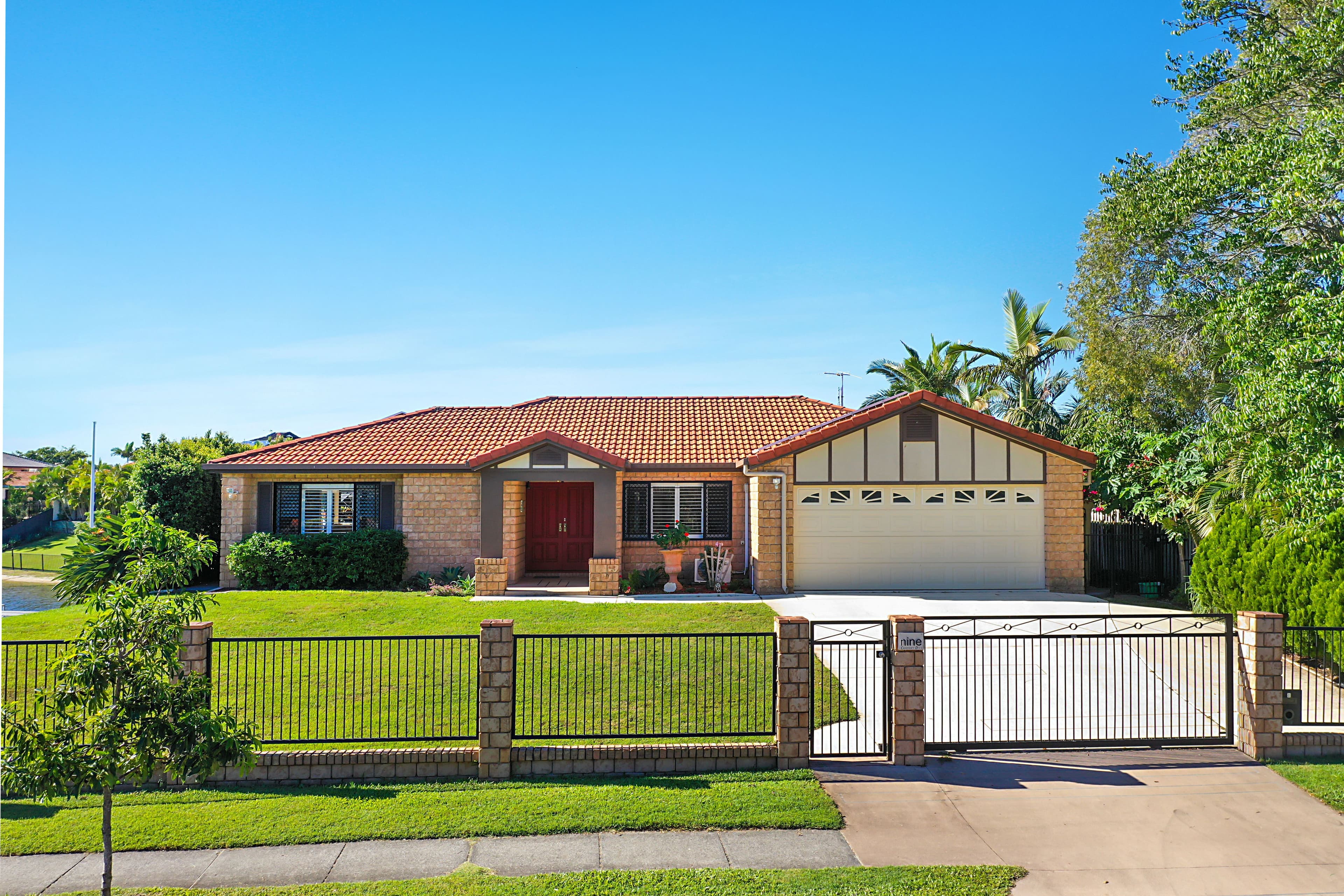 9 Cassowary Drive, Burleigh Waters QLD 4220, Burleigh Waters - Thumbnail 8