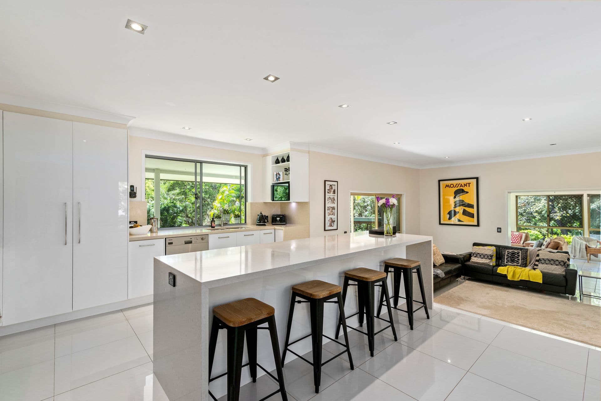 17 Cornwall Drive, Elanora QLD 4221, Elanora - Thumbnail 5