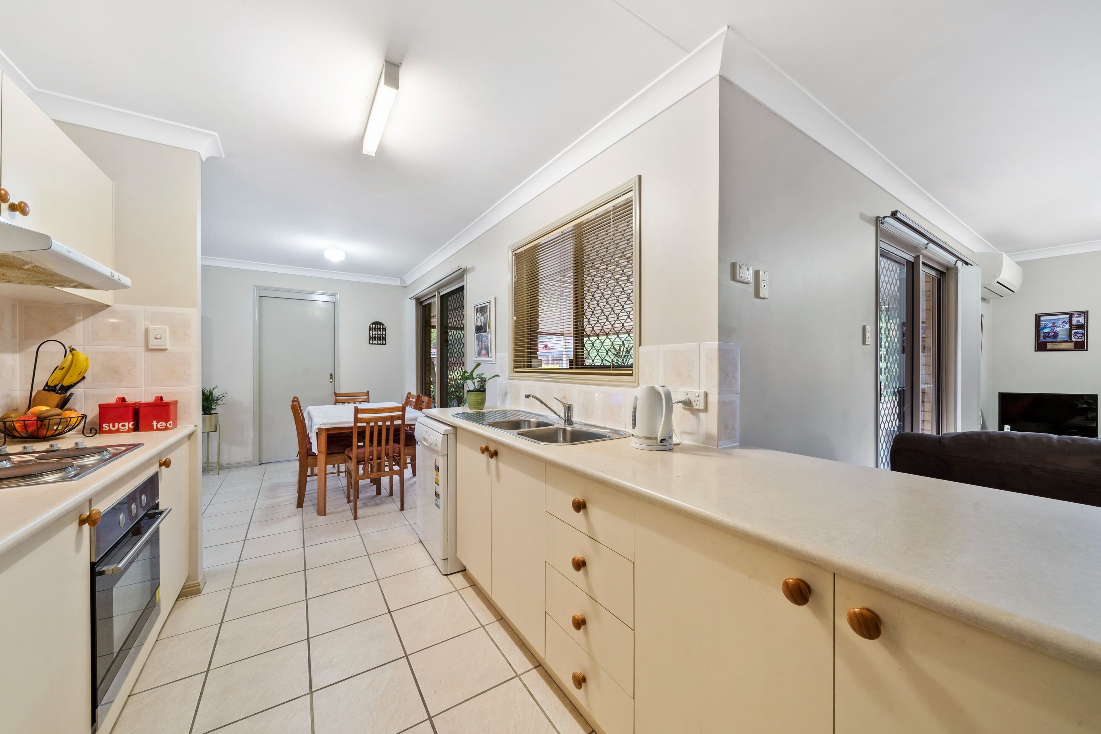 20 Lincoln Court, Heritage Park QLD 4118, Heritage Park - Thumbnail 6