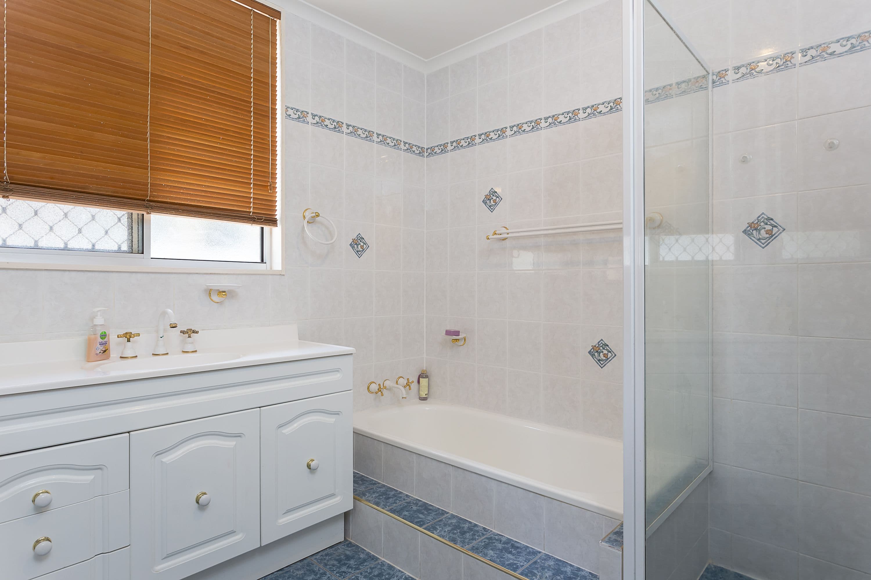 8 Tabari Place, Eagleby QLD 4207, Eagleby - Thumbnail 6