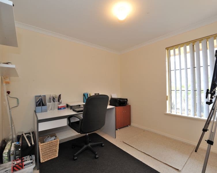 22 Cuthbertson Drive, COOLOONGUP WA 6168, Cooloongup - Thumbnail 6