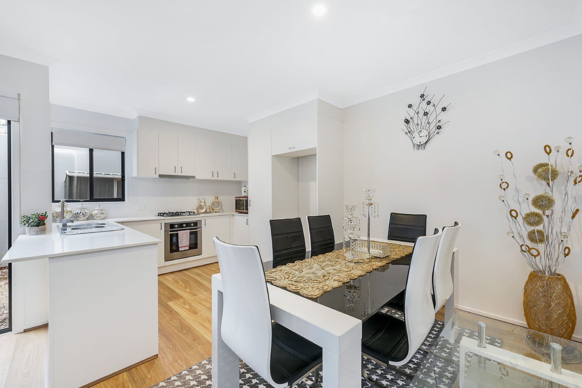 36 Innes Court, Berwick VIC 3806, Berwick - Thumbnail 2