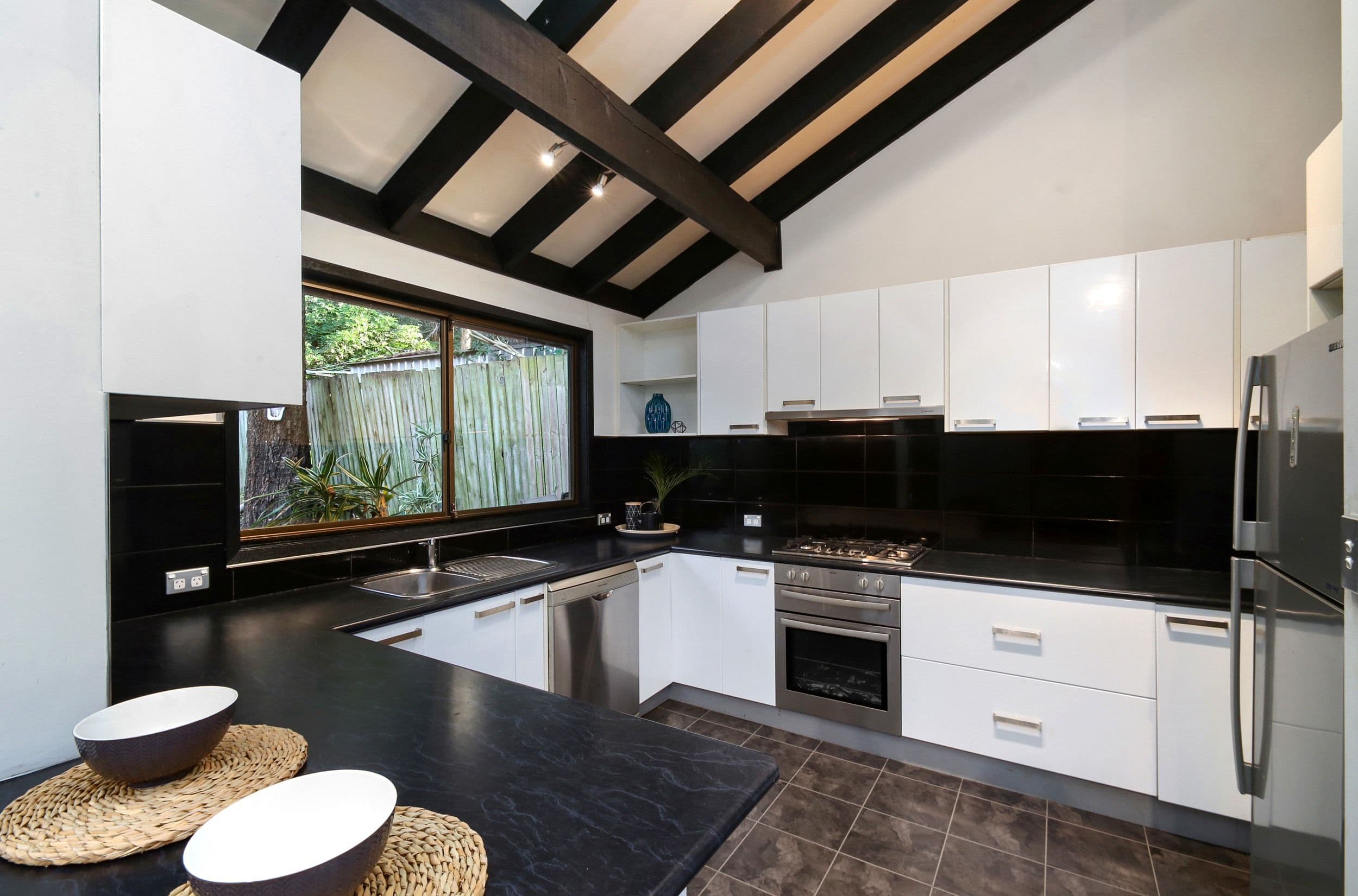 36 Nerang Road, Bensville - Thumbnail 4