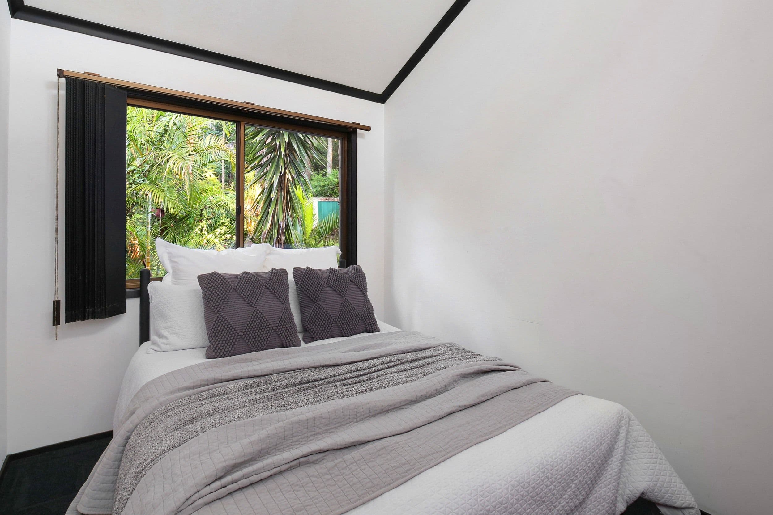 36 Nerang Road, Bensville - Thumbnail 6