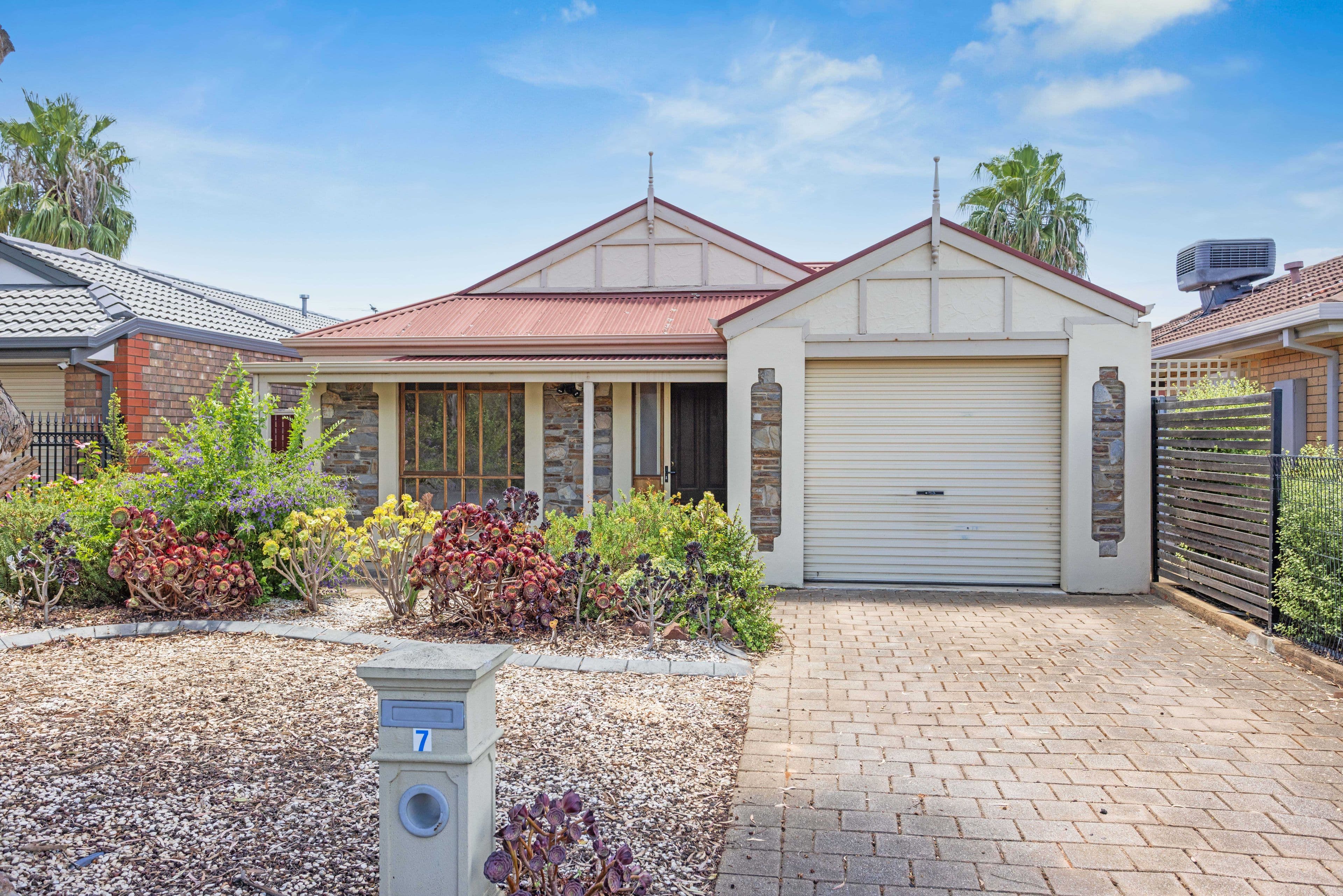 7 Manning Crescent, Pooraka SA 5095, Pooraka - Image 1