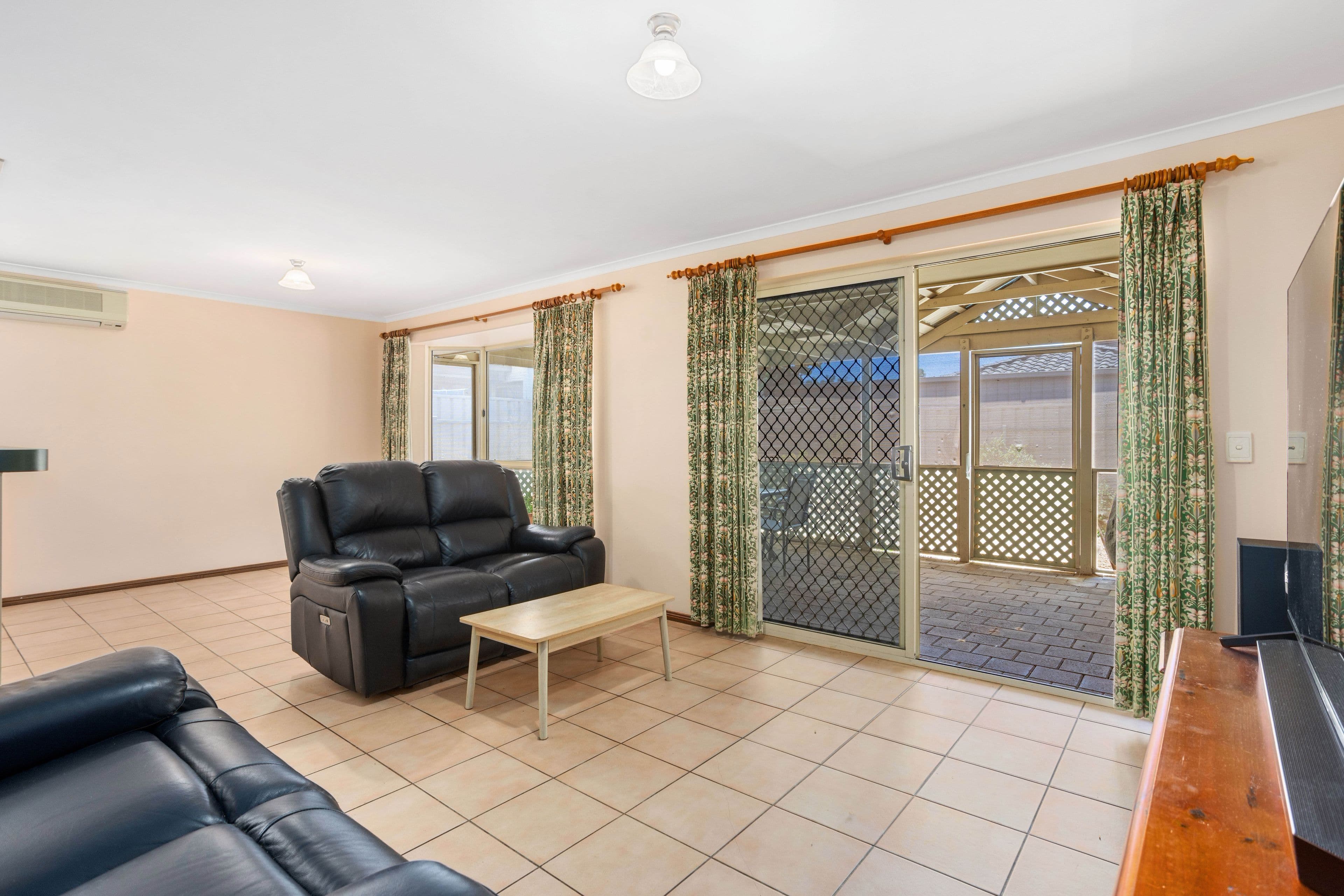 7 Manning Crescent, Pooraka SA 5095, Pooraka - Thumbnail 3