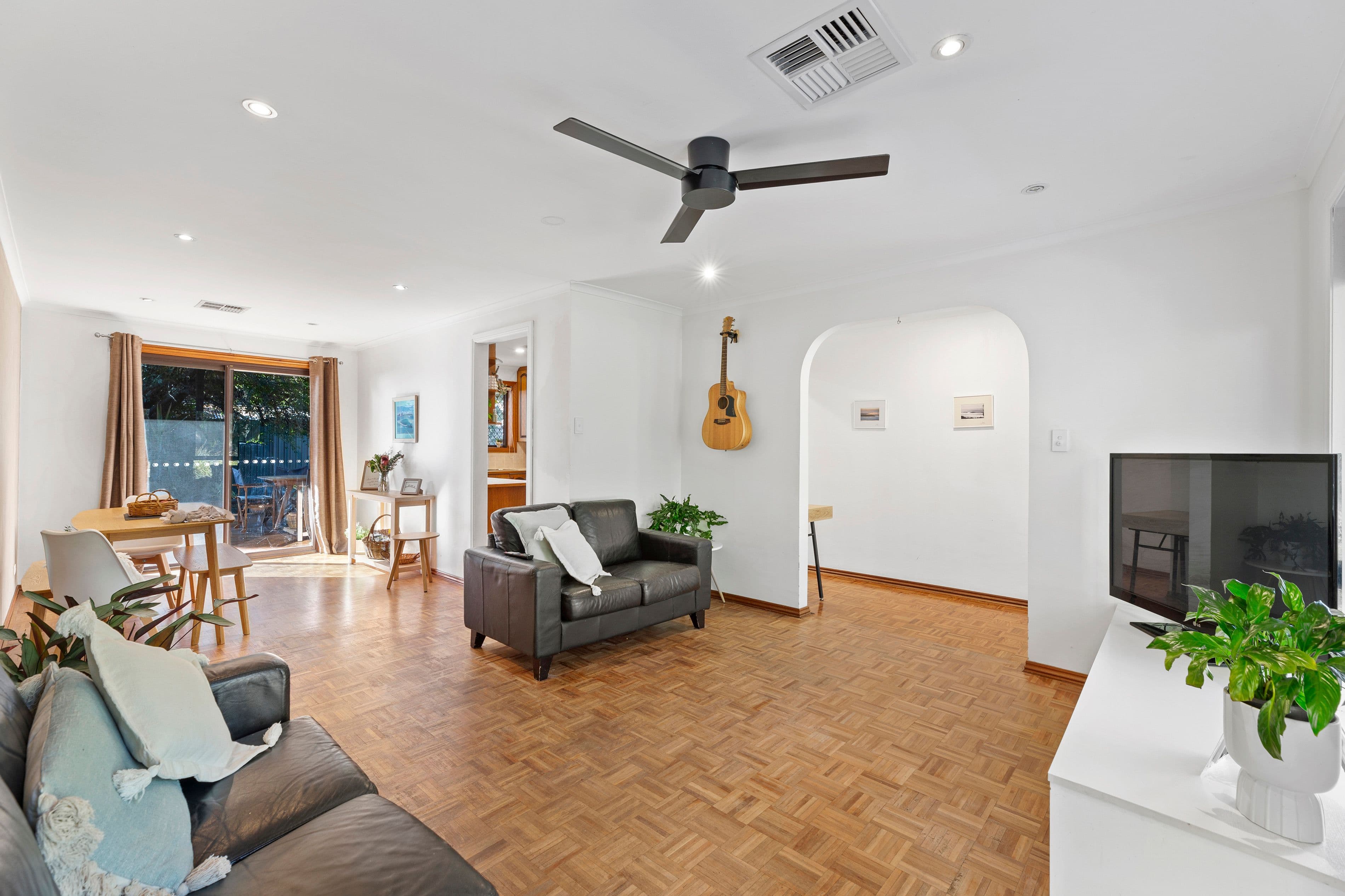 19 Amanda Drive, Surrey Downs SA 5126, Surrey Downs - Thumbnail 4
