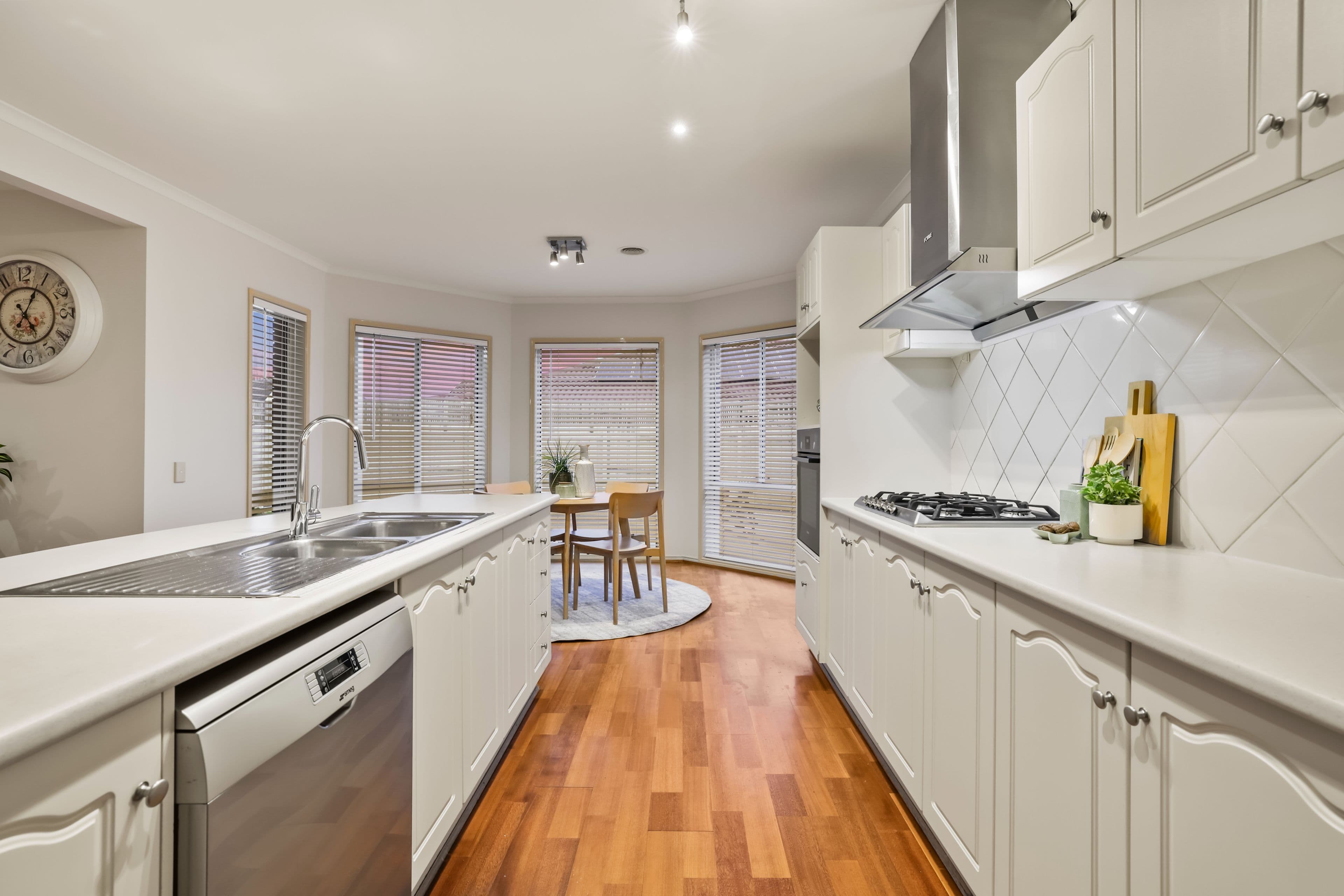 2 Canterbury Close, Rowville VIC 3178, Rowville - Thumbnail 6