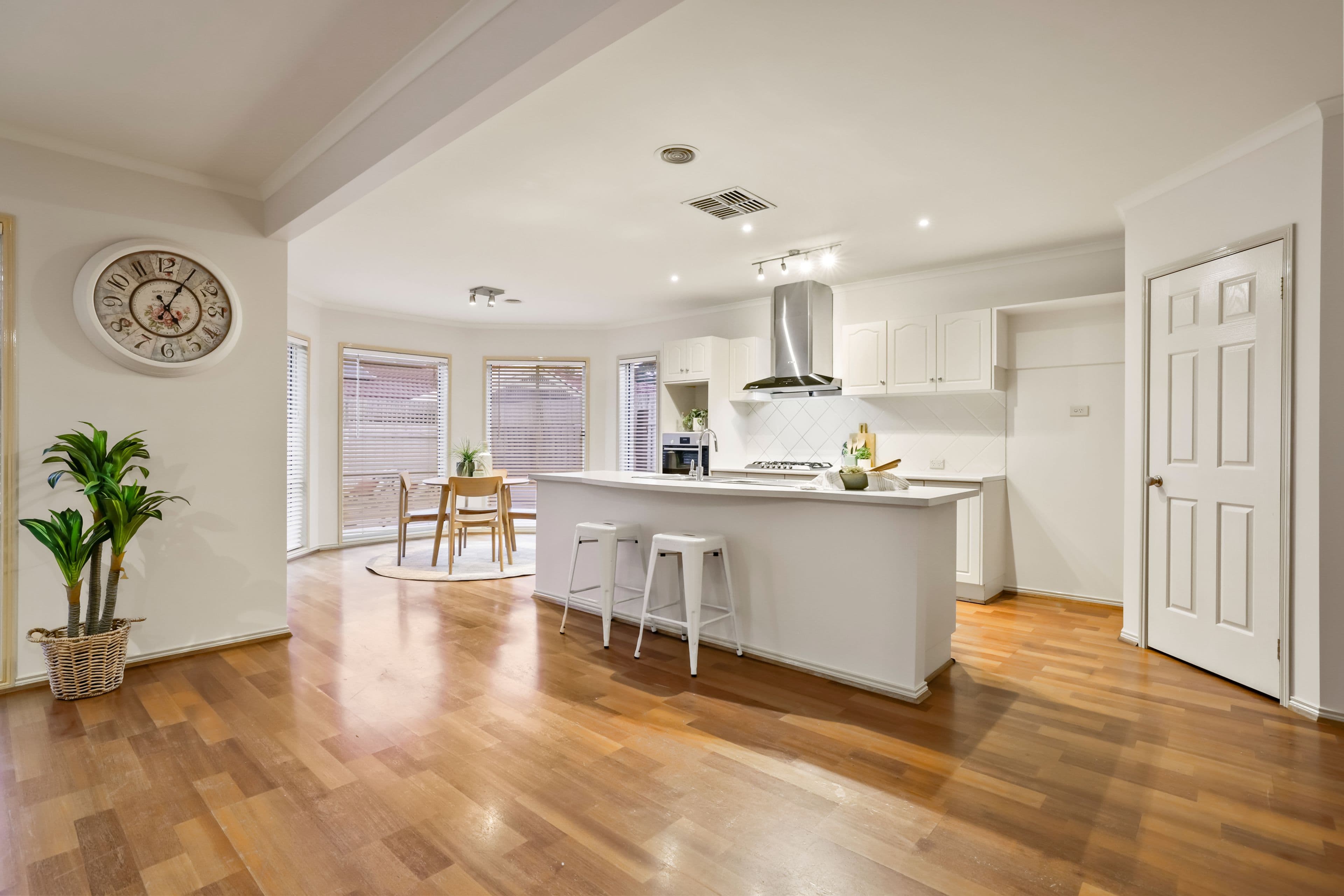 2 Canterbury Close, Rowville VIC 3178, Rowville - Thumbnail 7