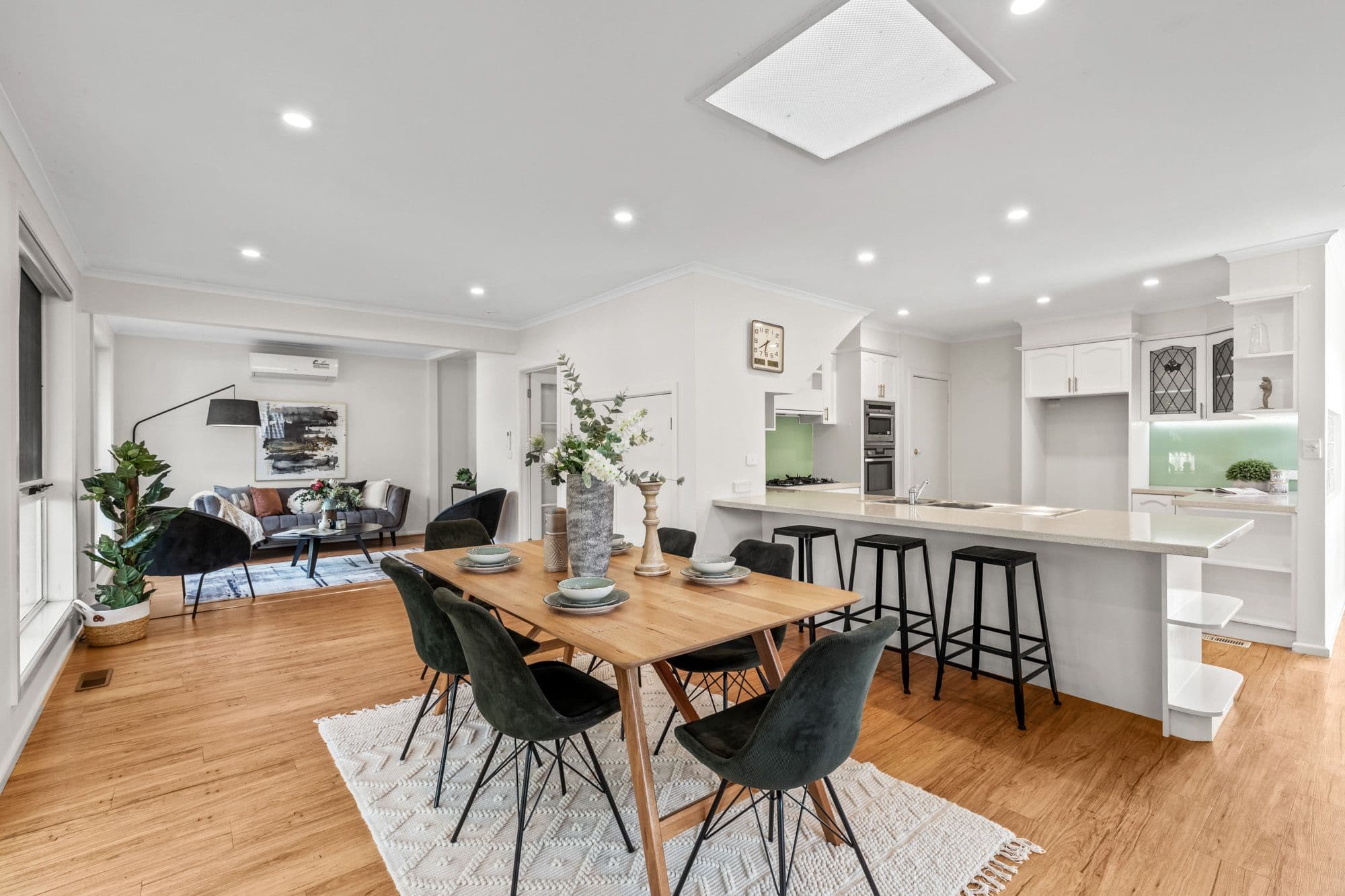 5 Samuel Road, Blackburn South VIC 3130, Blackburn South - Thumbnail 2