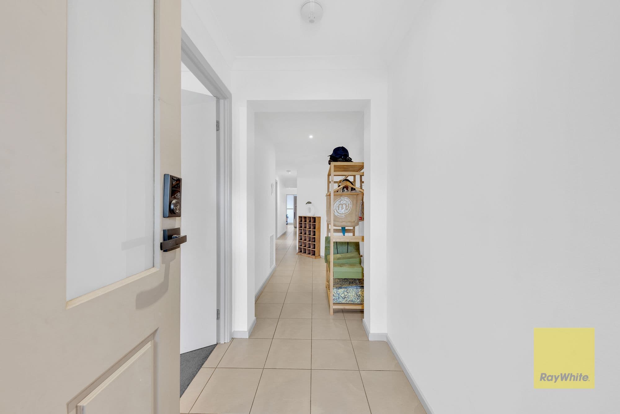 45 Hamish Drive, Tarneit VIC 3029, Tarneit - Thumbnail 2
