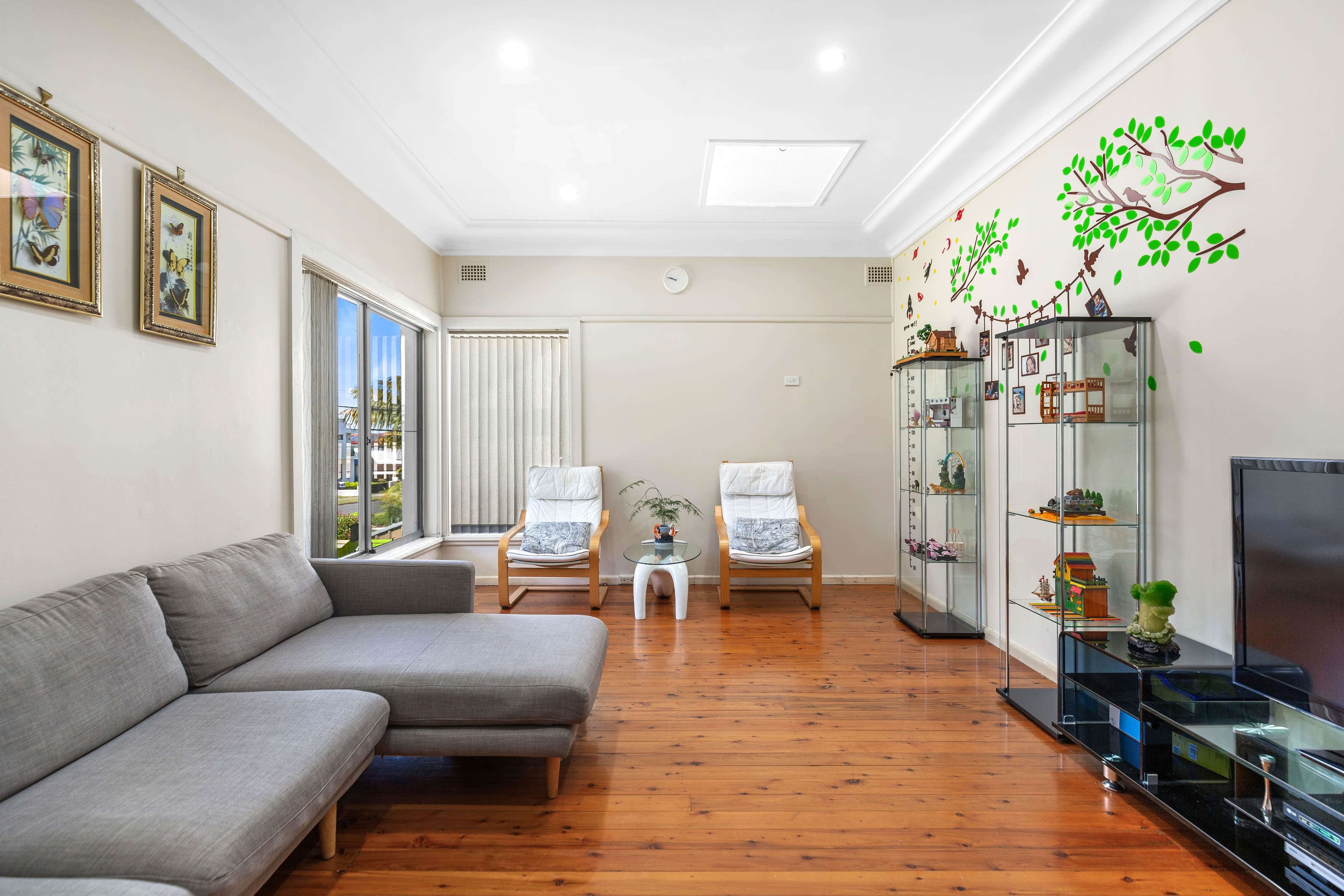 15 Treloar Avenue, Mortdale NSW 2223, Mortdale - Thumbnail 2