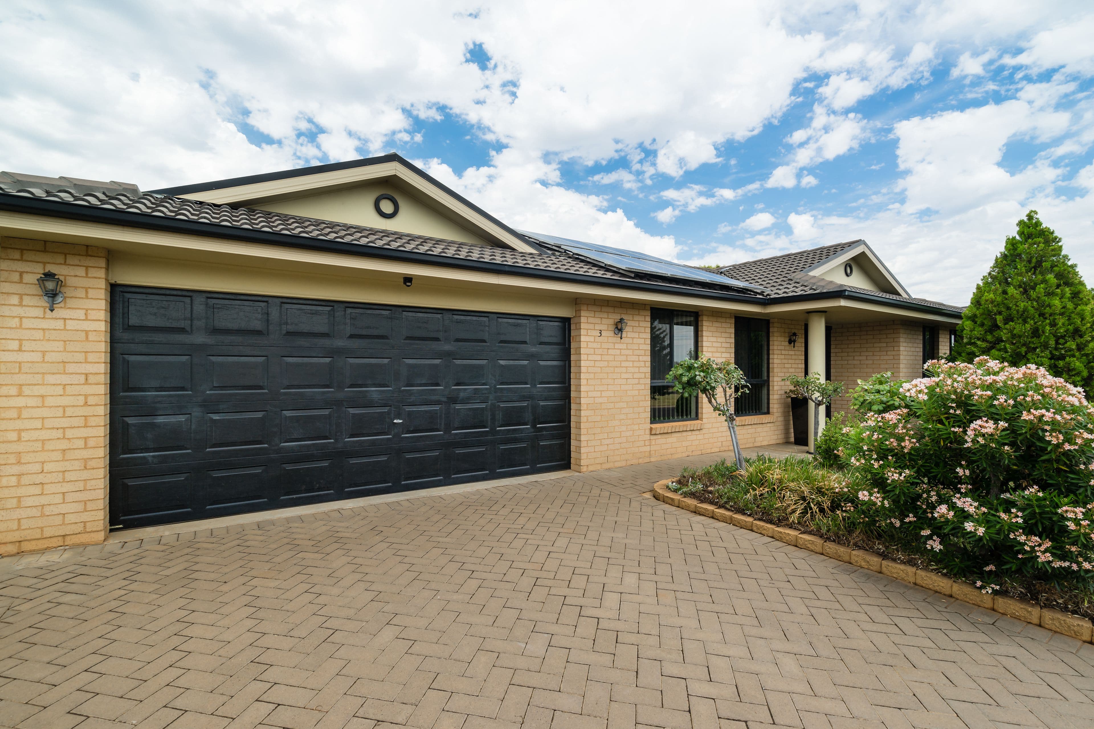 3 Cronin Place, Dubbo - Image 1