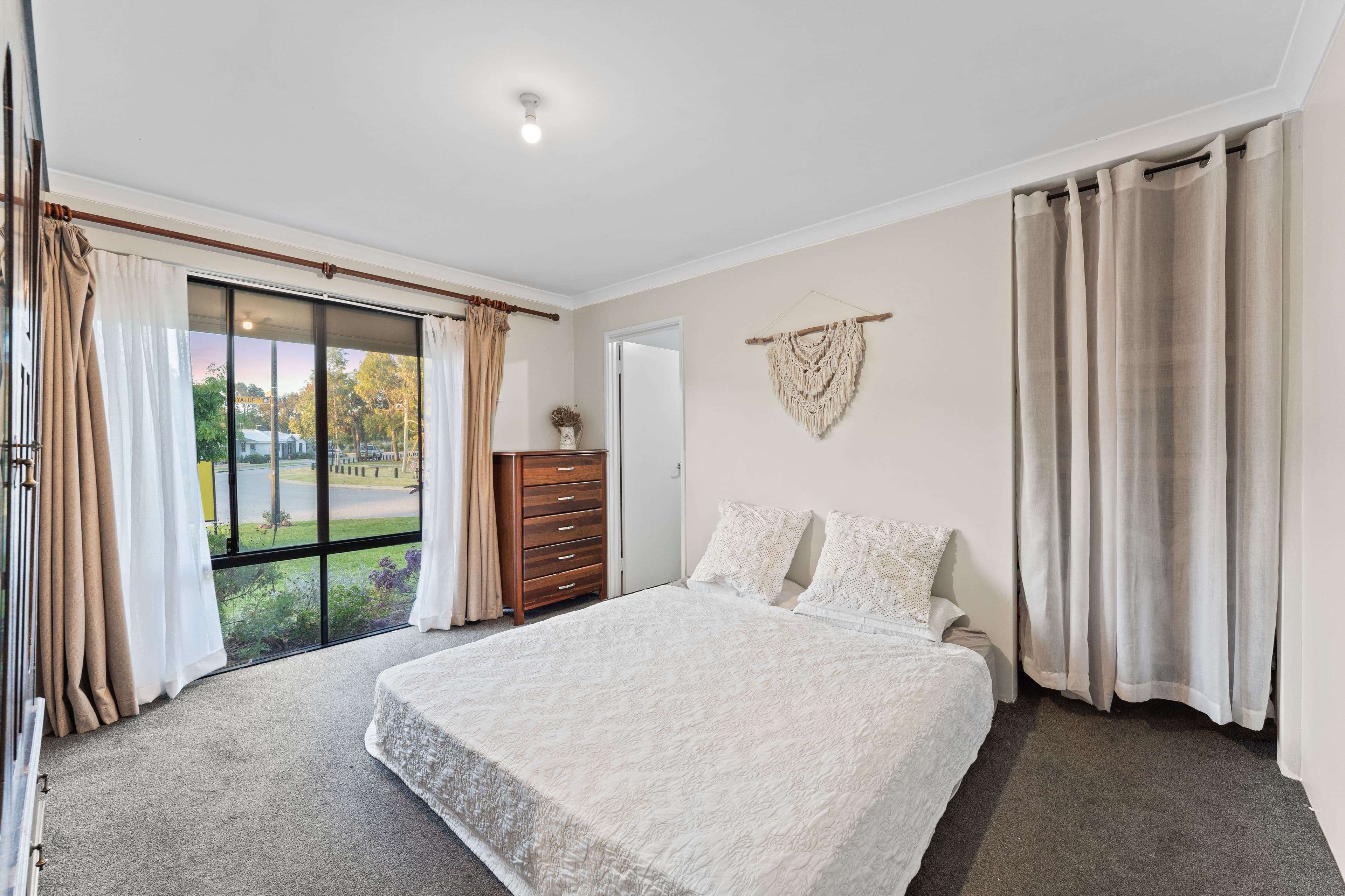 22 Myalup Drive, Baldivis WA 6171, Baldivis - Thumbnail 3