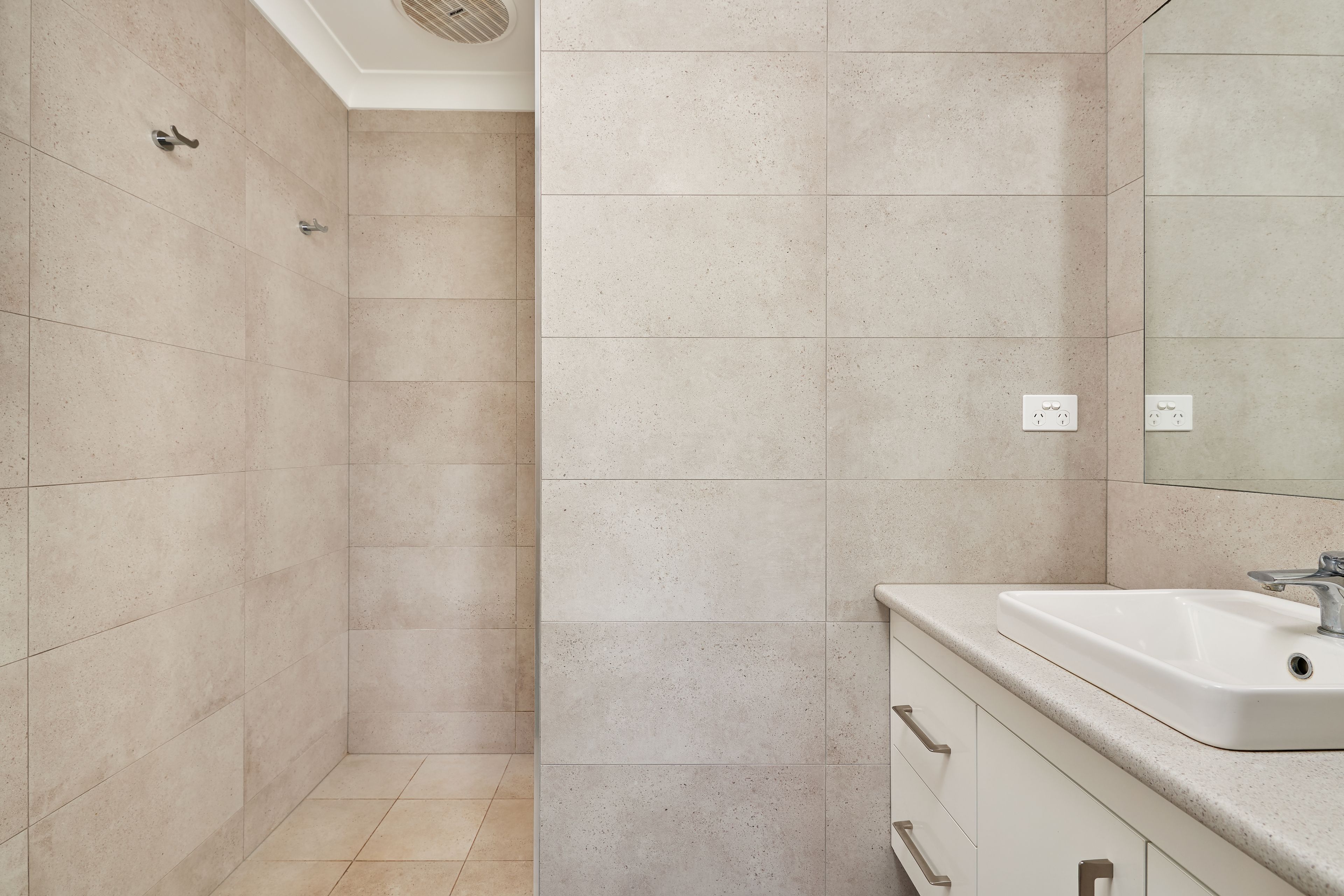 3 Darcy Drive, Boorooma NSW 2650, Boorooma - Thumbnail 8